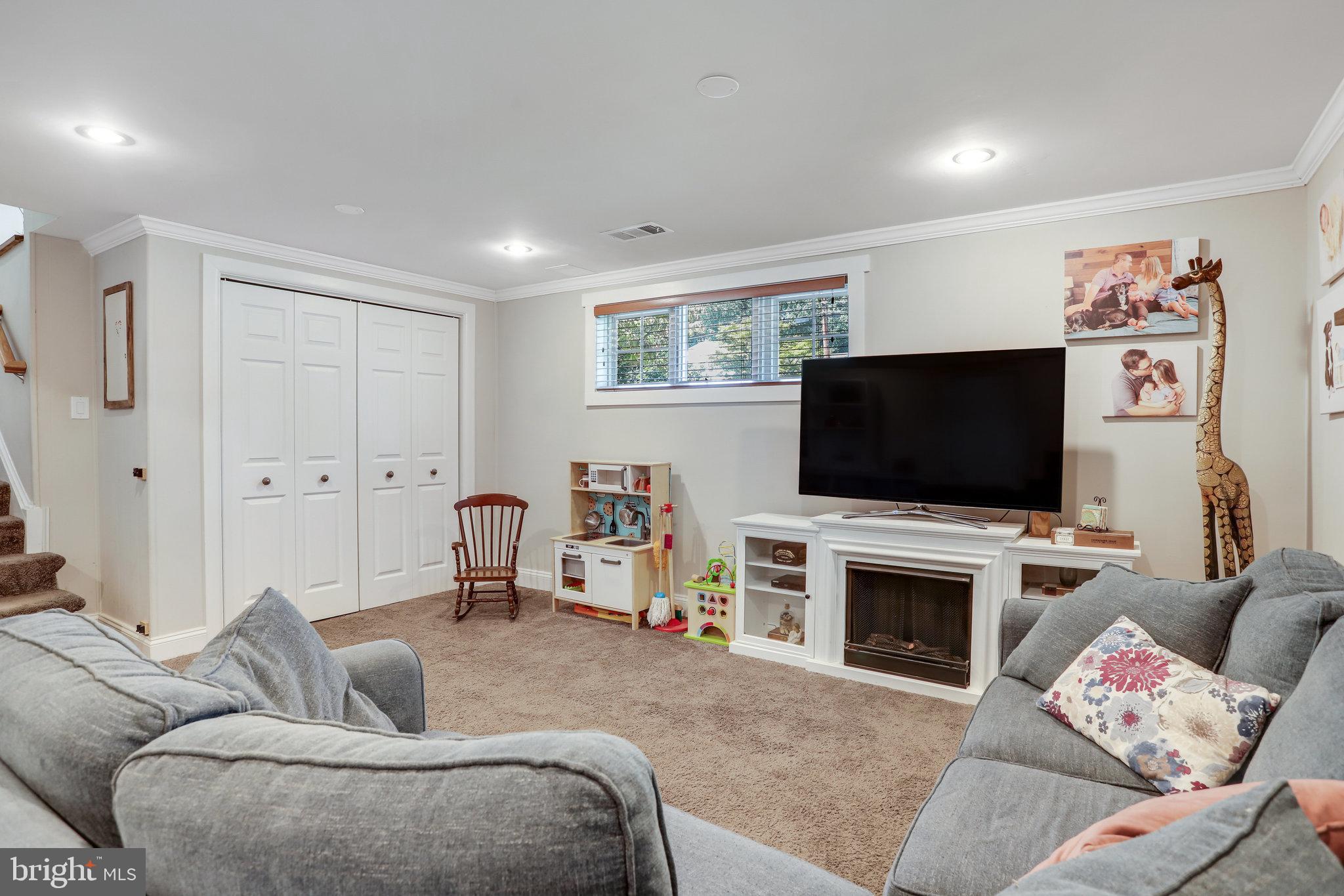 BROOKHAVEN - Residential