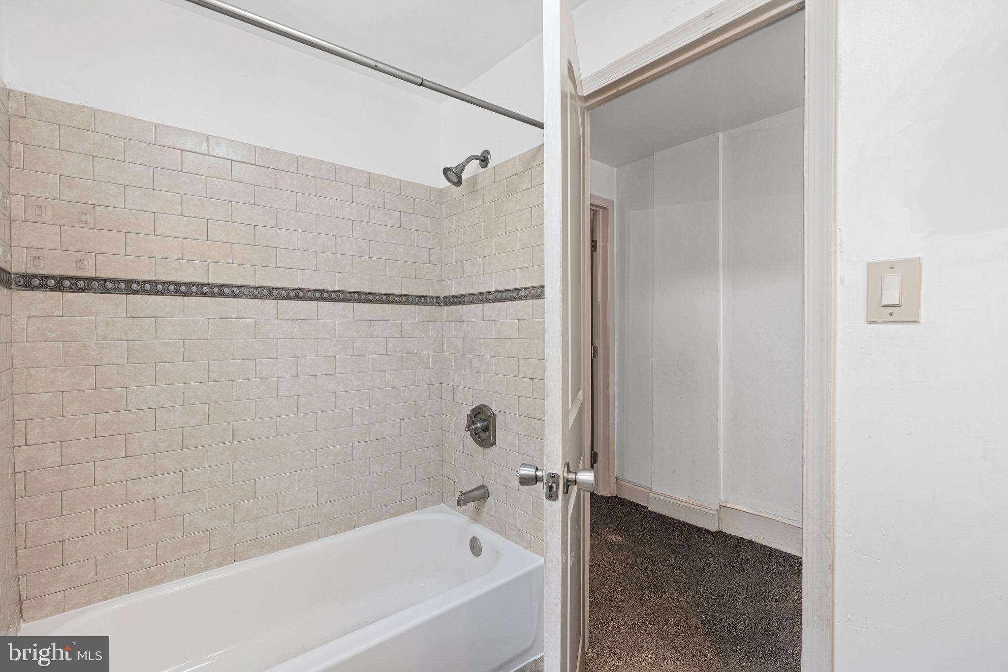 KINGSESSING - Residential