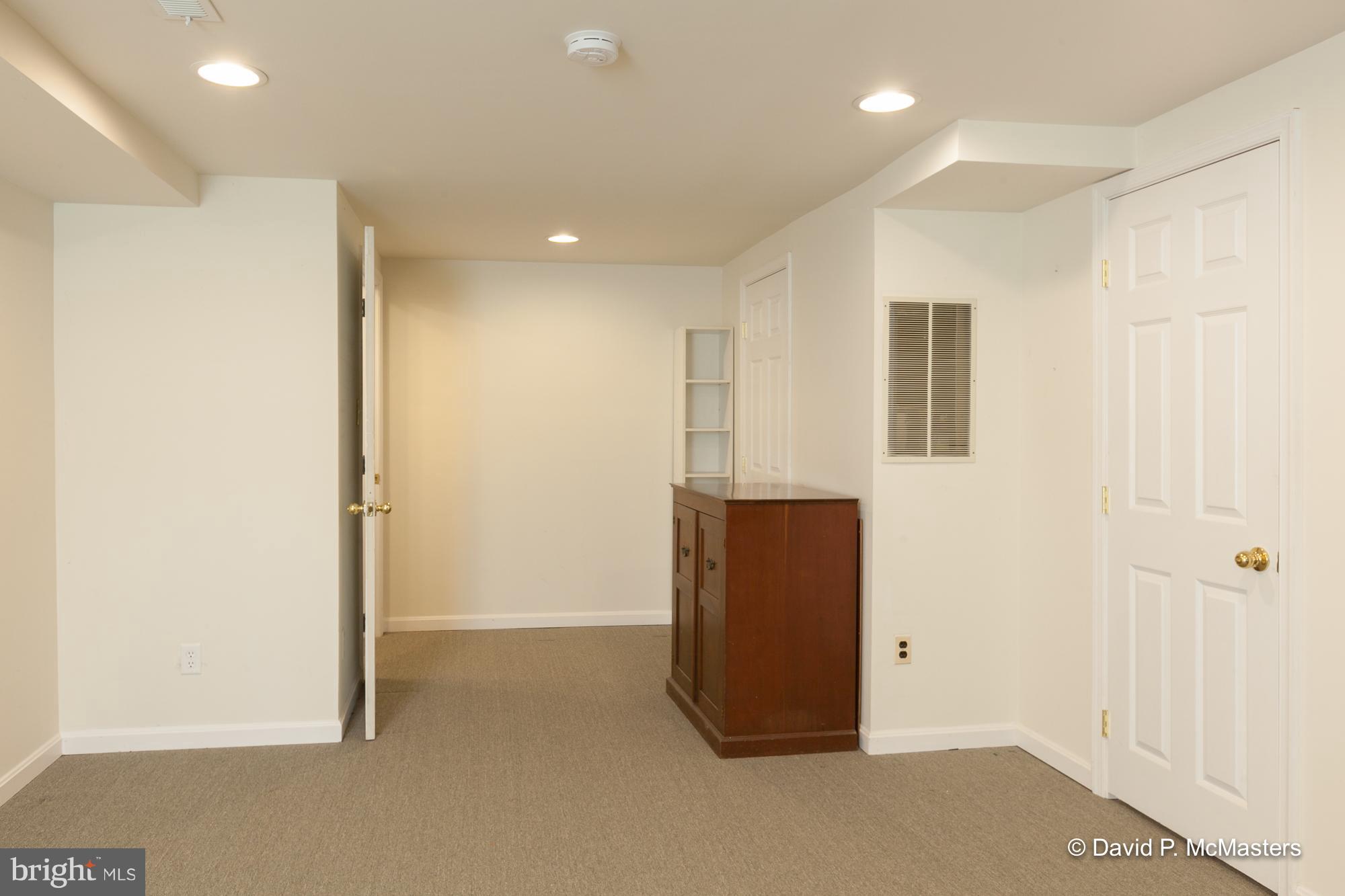 TUSCARORA HILLS - Residential