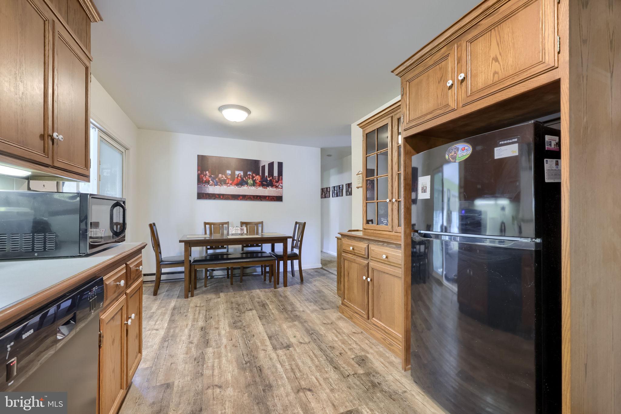 INTERCOURSE - Residential