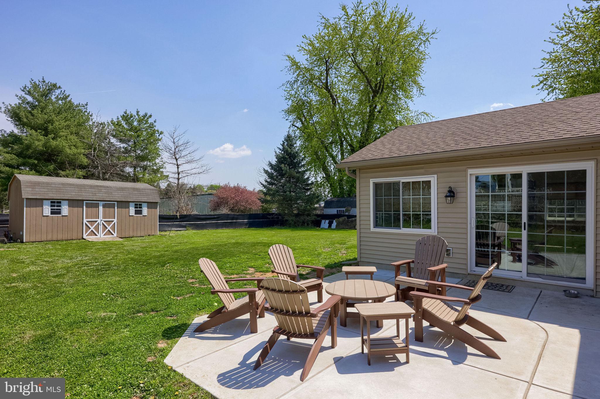 INTERCOURSE - Residential