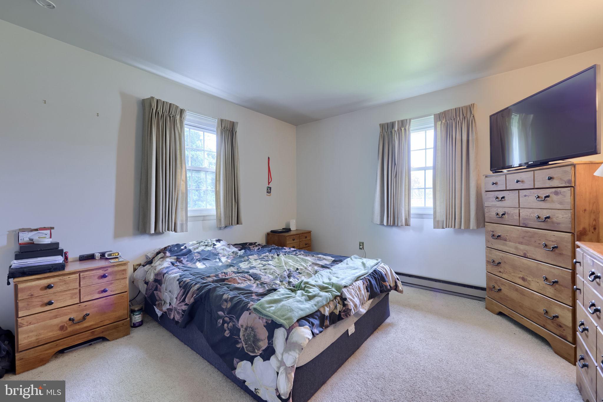 INTERCOURSE - Residential