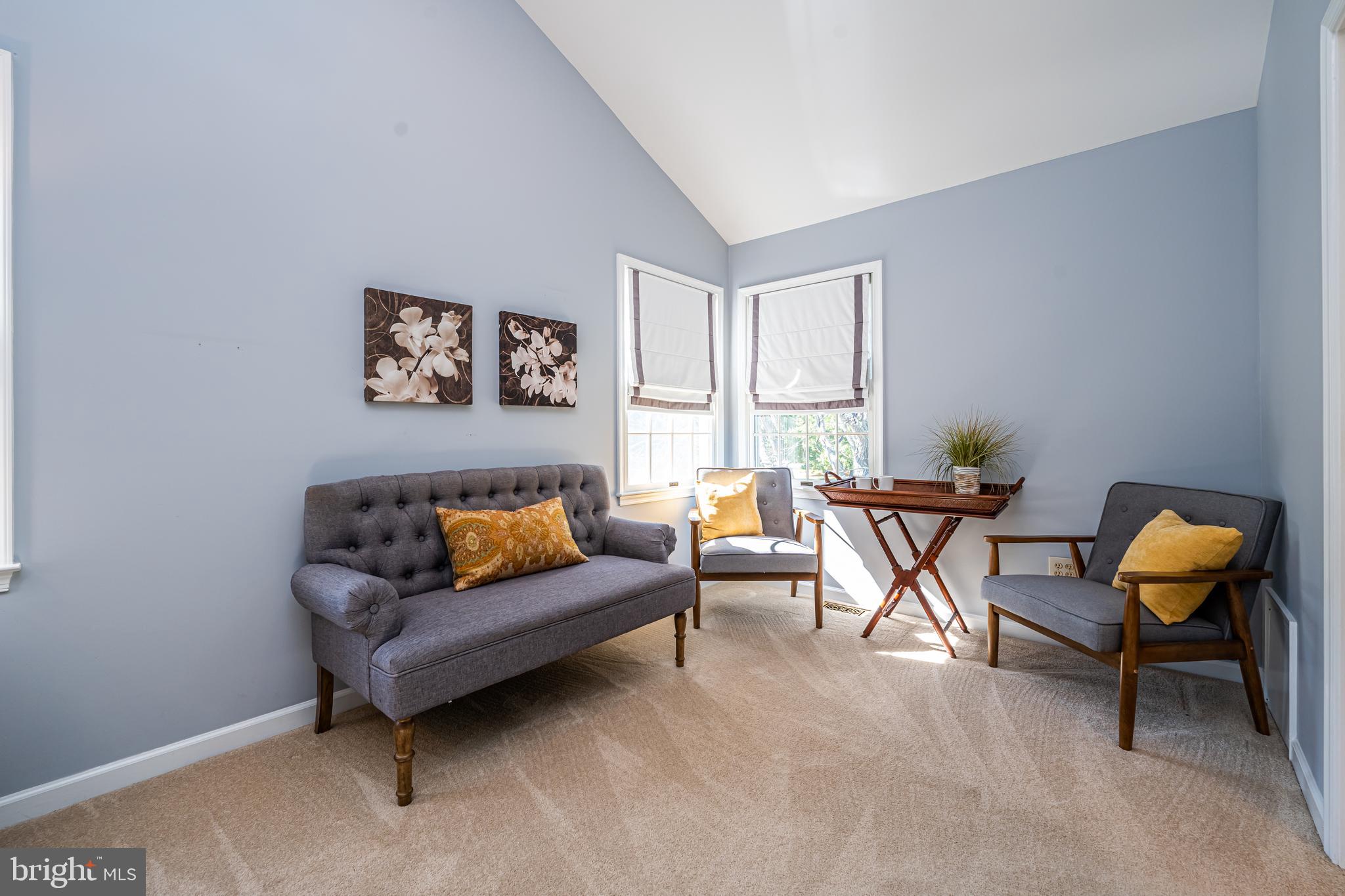 FOX HUNT ESTS - Residential