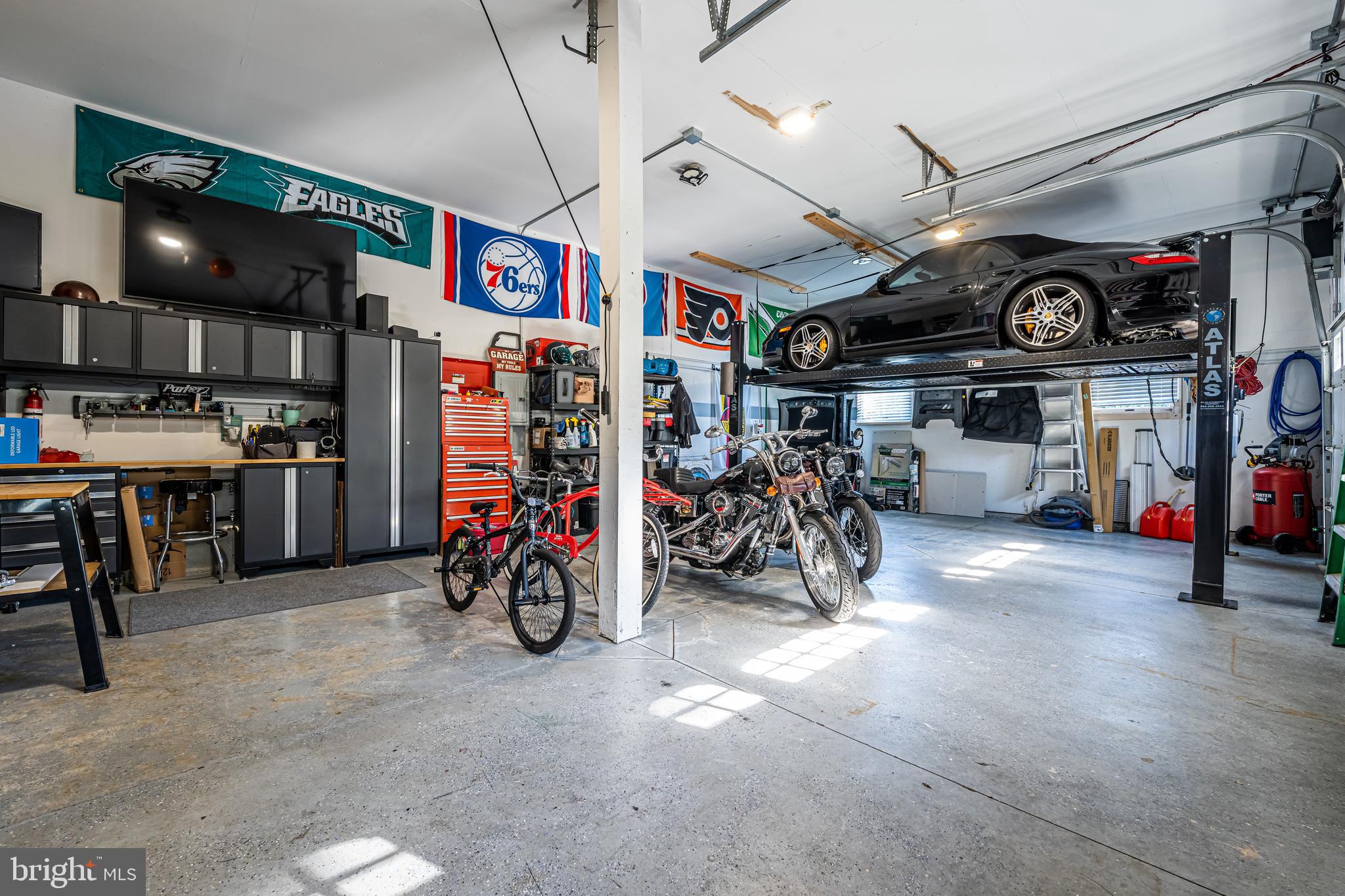 FOX HUNT ESTS - Residential