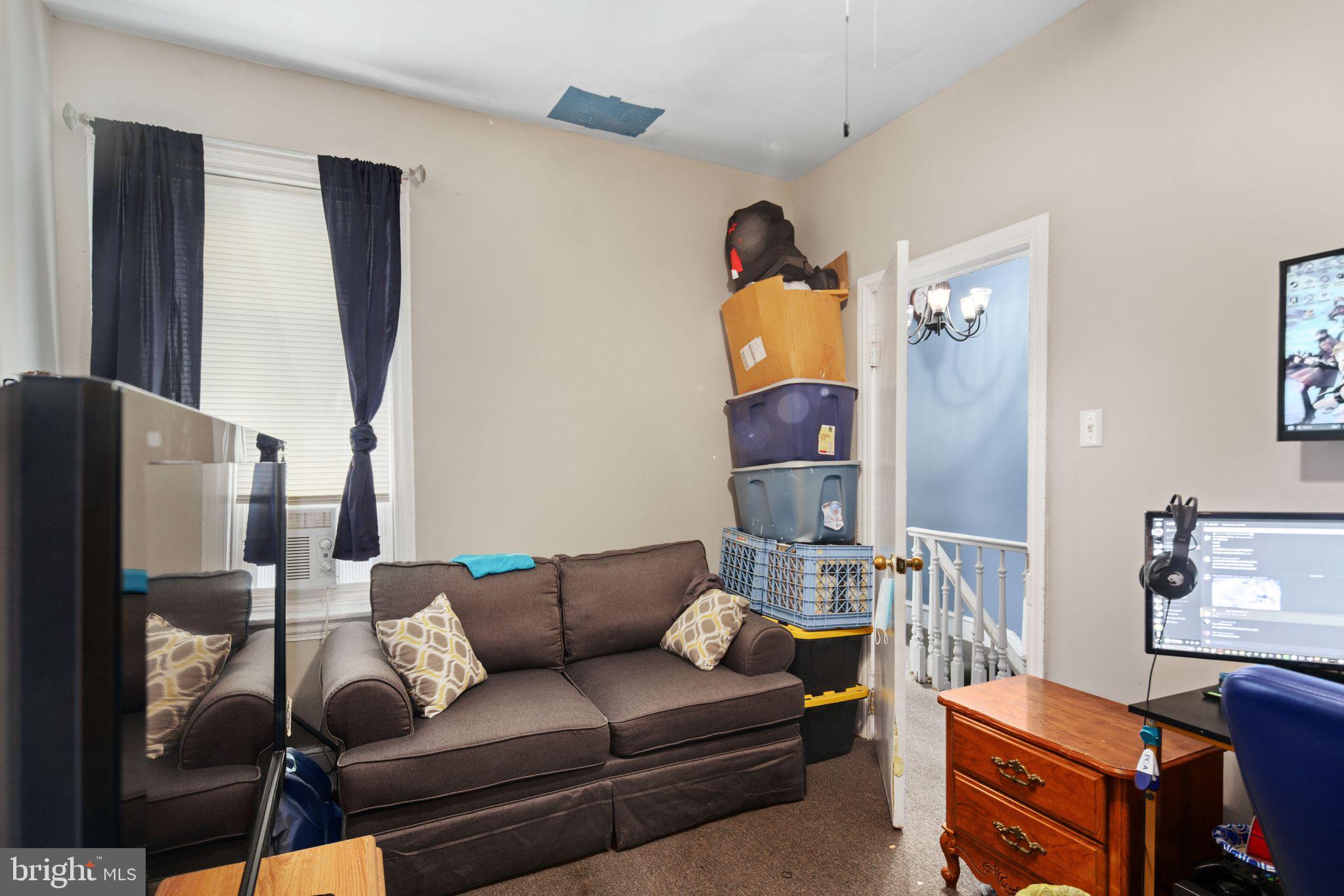 PHILADELPHIA (WEST) - Residential Income