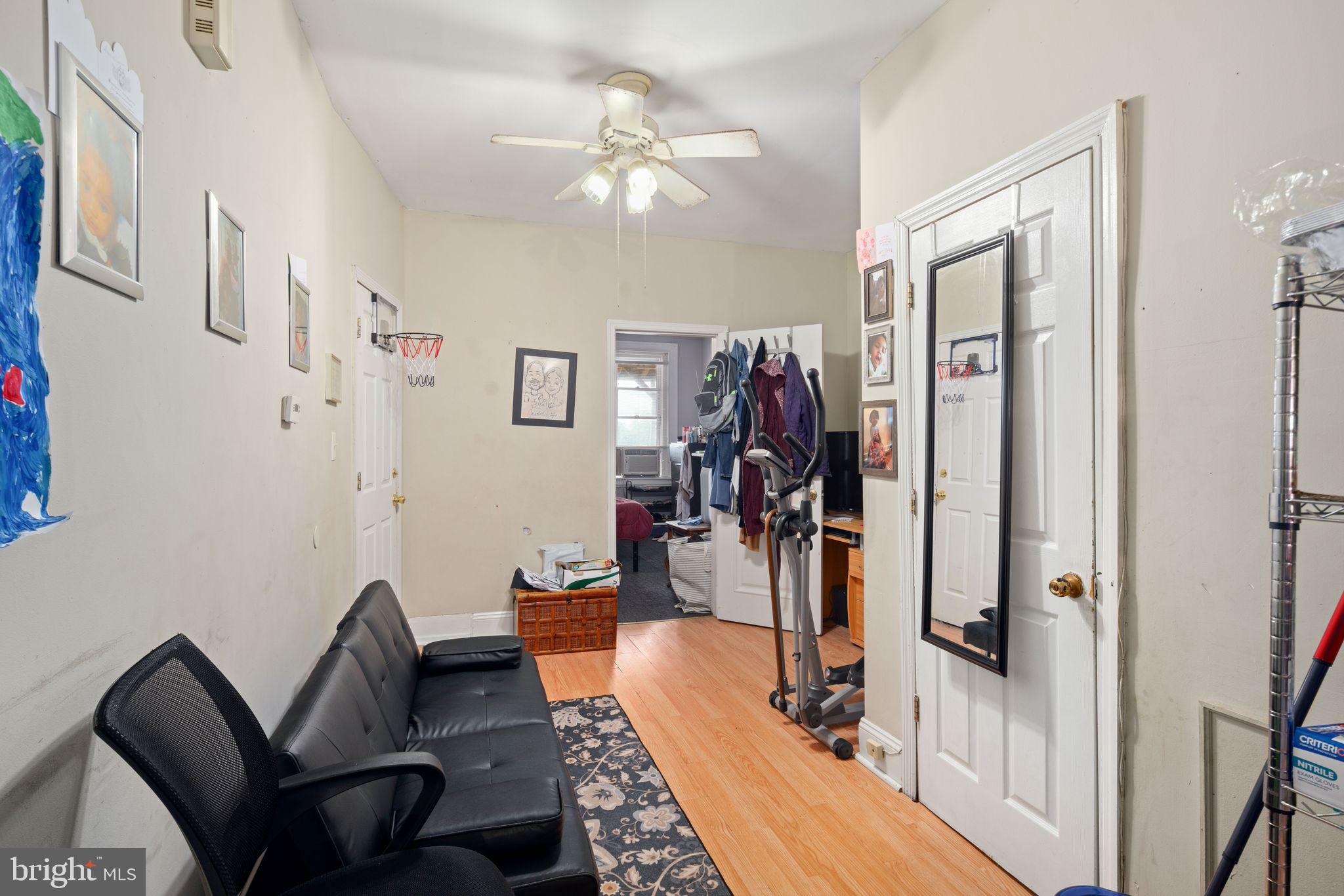 PHILADELPHIA (WEST) - Residential Income