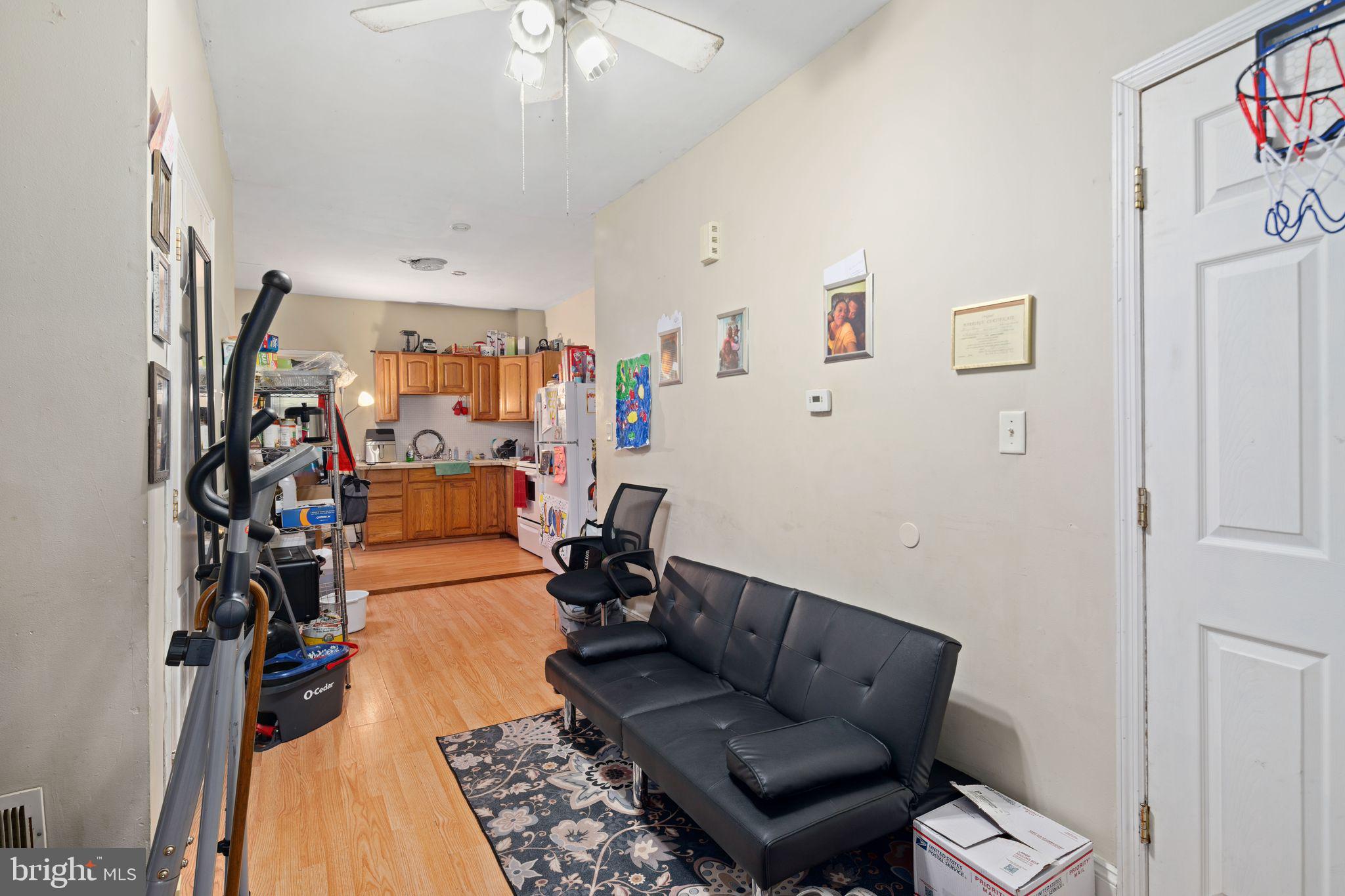 PHILADELPHIA (WEST) - Residential Income