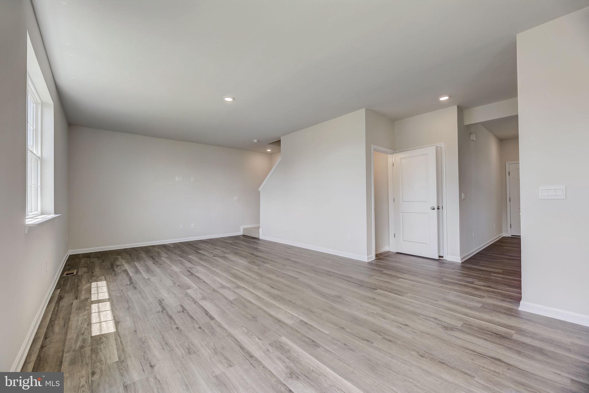 1032 BUNCH BERRY DRIVE