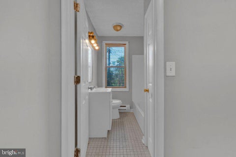 Townhouse For Rent - 510 S Smallwood Street<br/> Baltimore City County, BALTIMORE, MD 21223