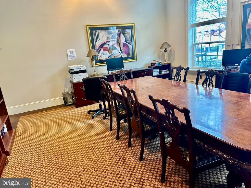 GATES OF MCLEAN - Residential