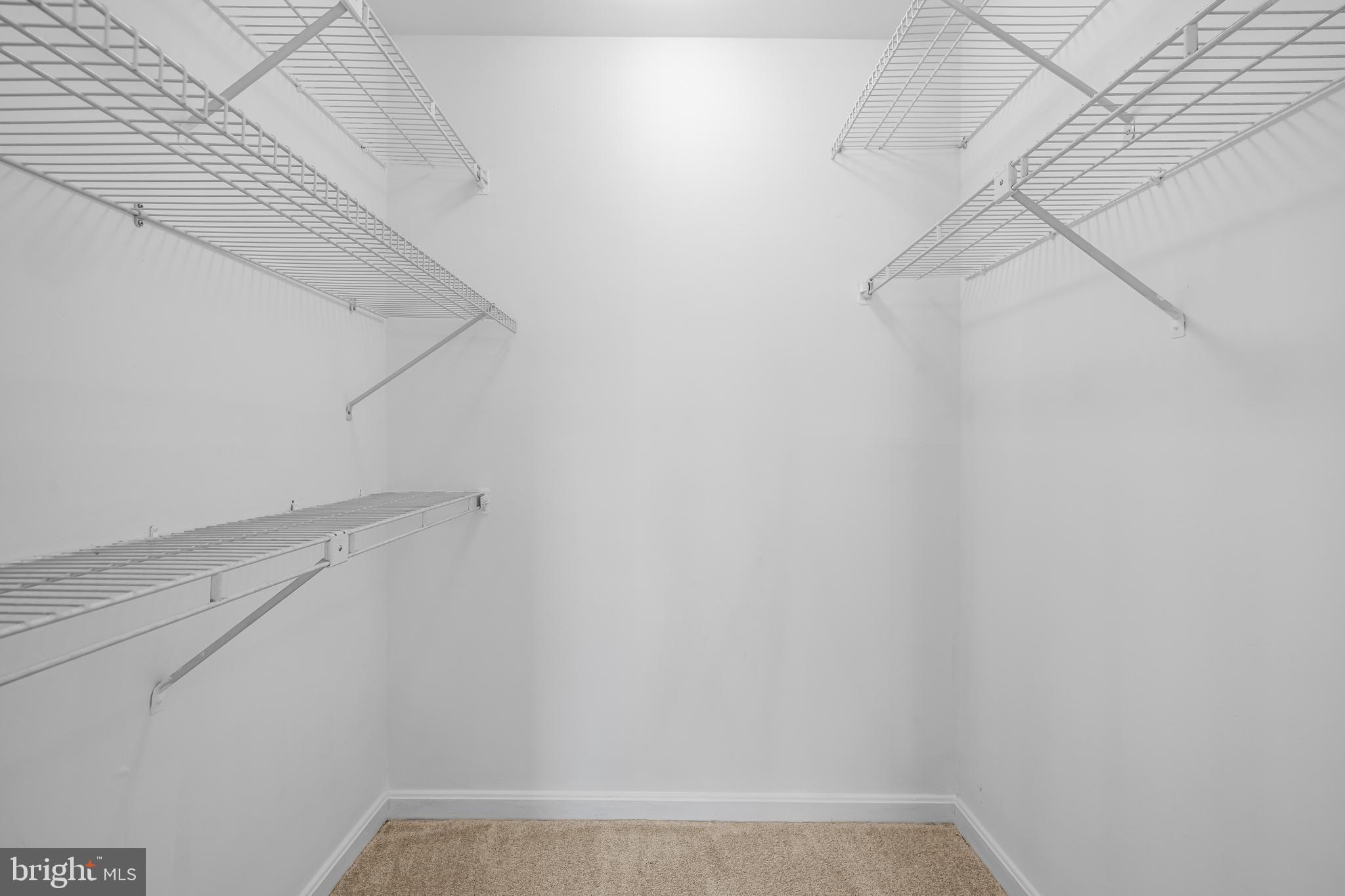 LOVETON FARMS - Residential