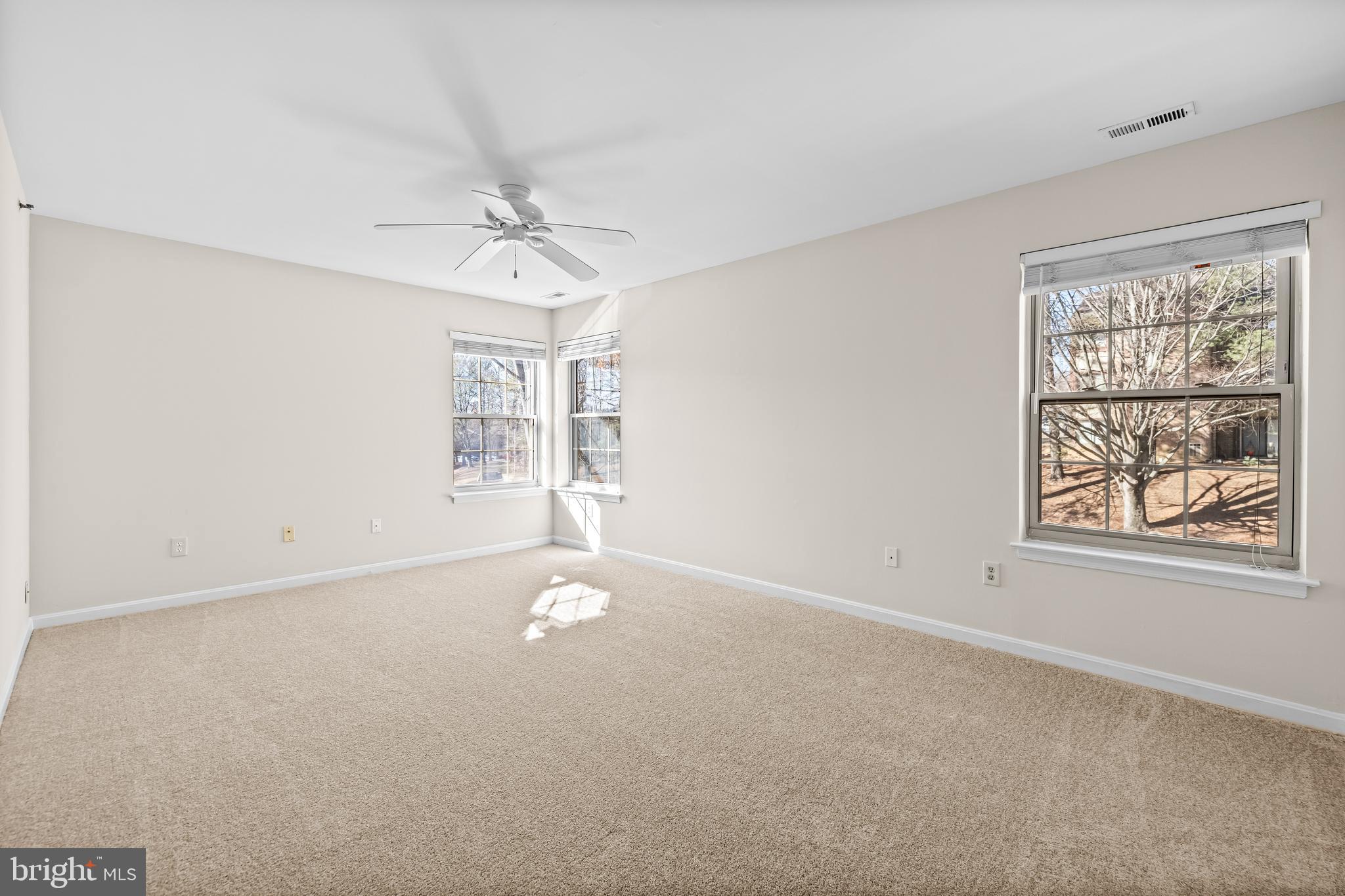 LOVETON FARMS - Residential