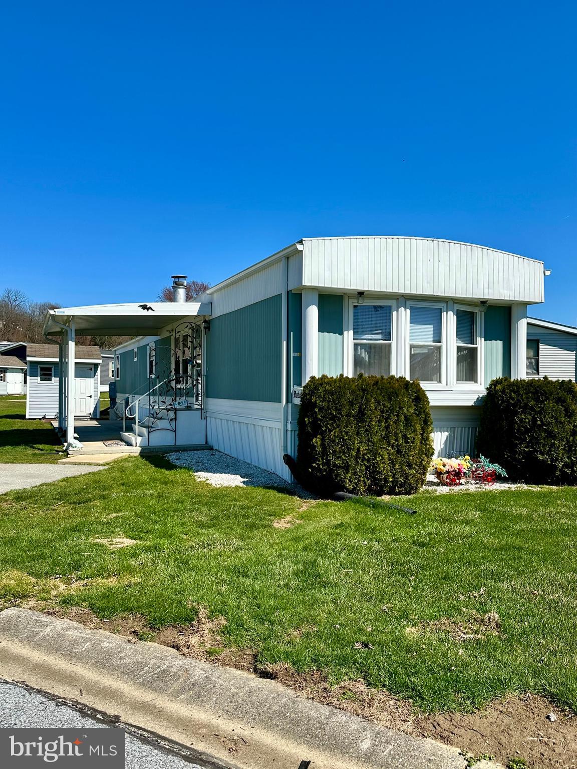 SUNSET ESTATES MHP - Residential