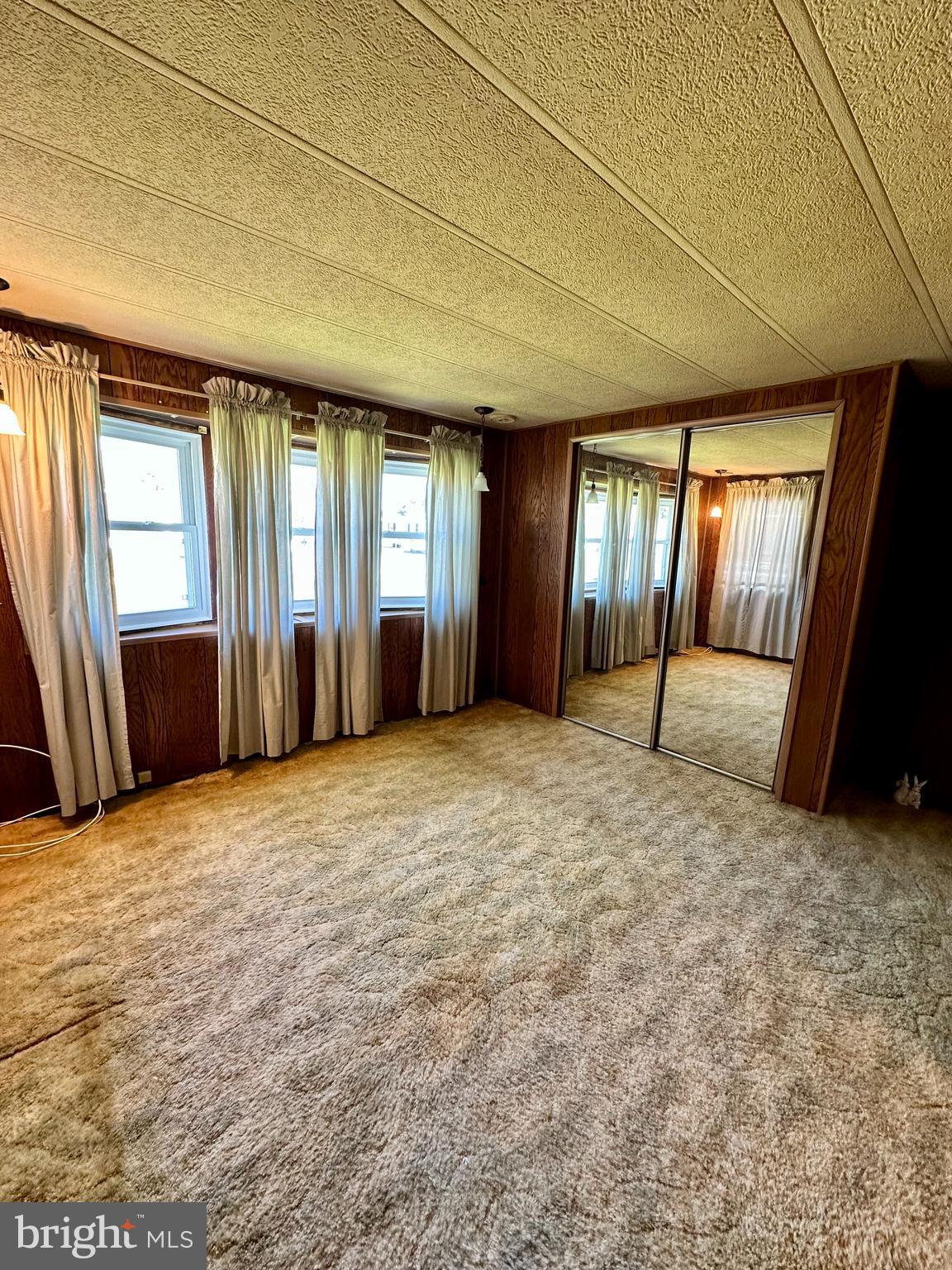 SUNSET ESTATES MHP - Residential