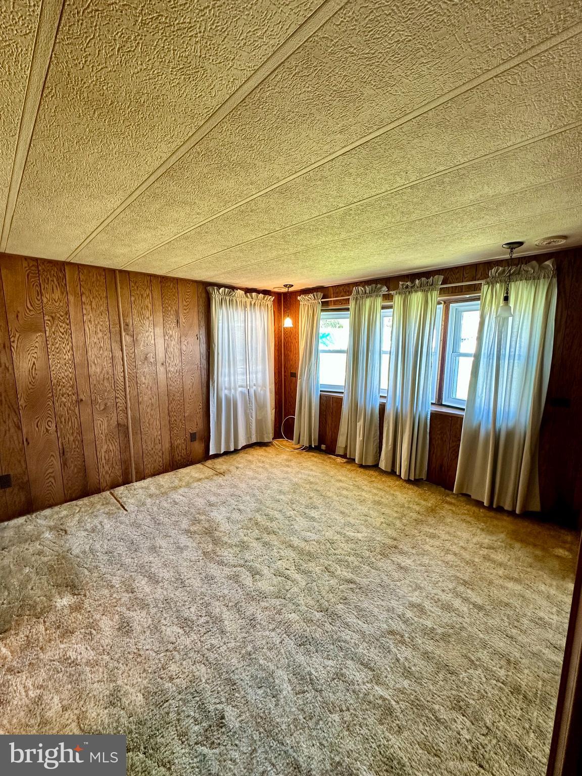 SUNSET ESTATES MHP - Residential