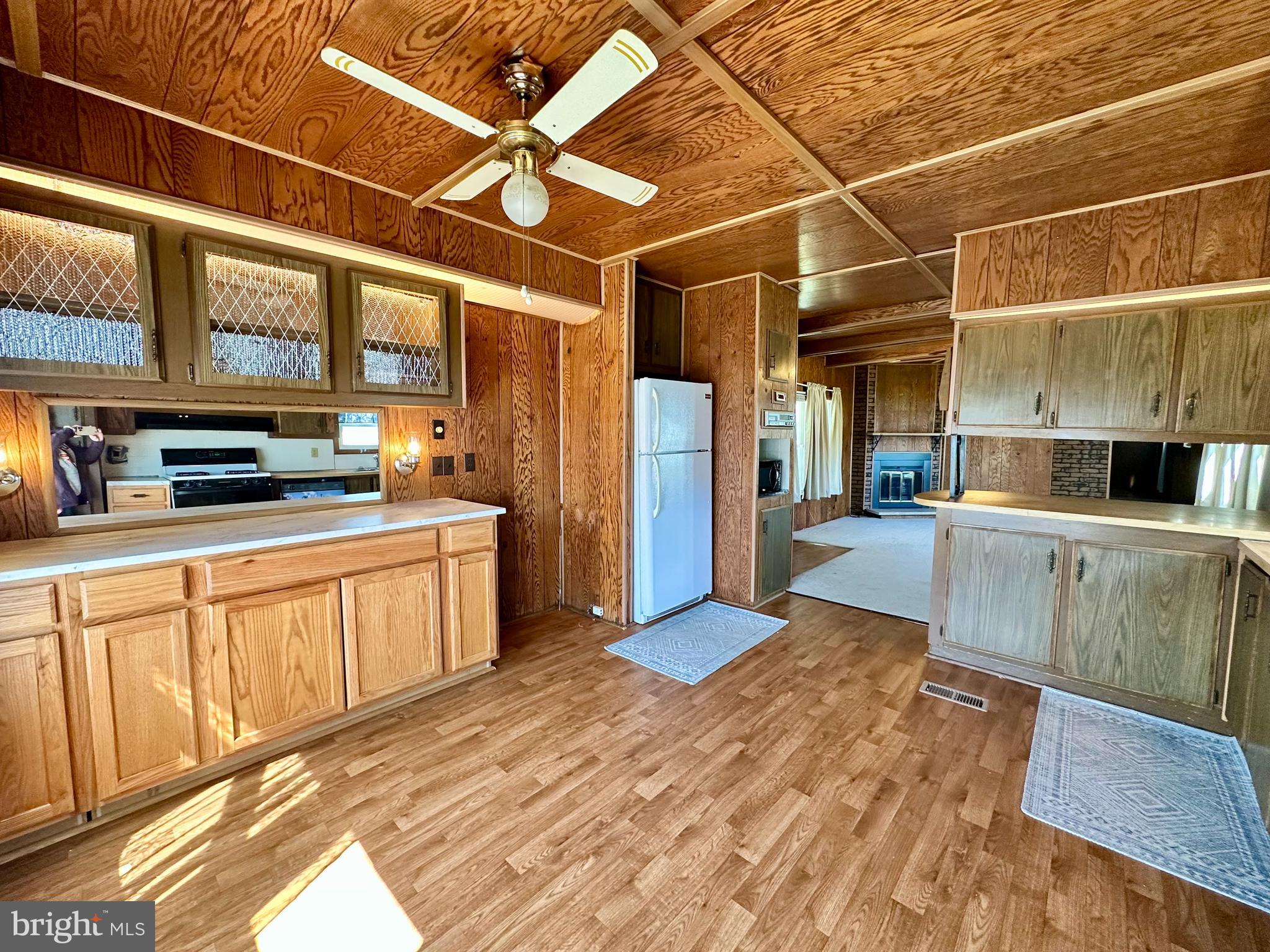 SUNSET ESTATES MHP - Residential