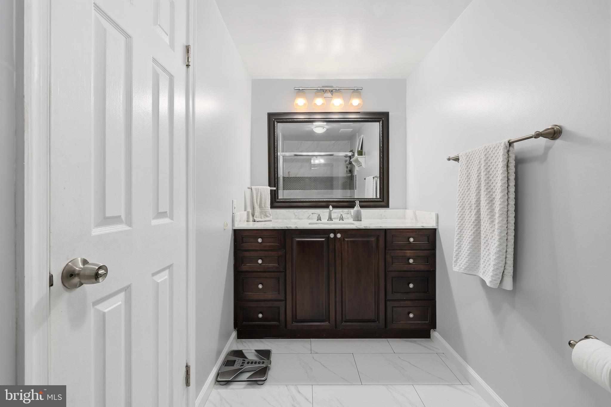 SHANNON STATION - Residential