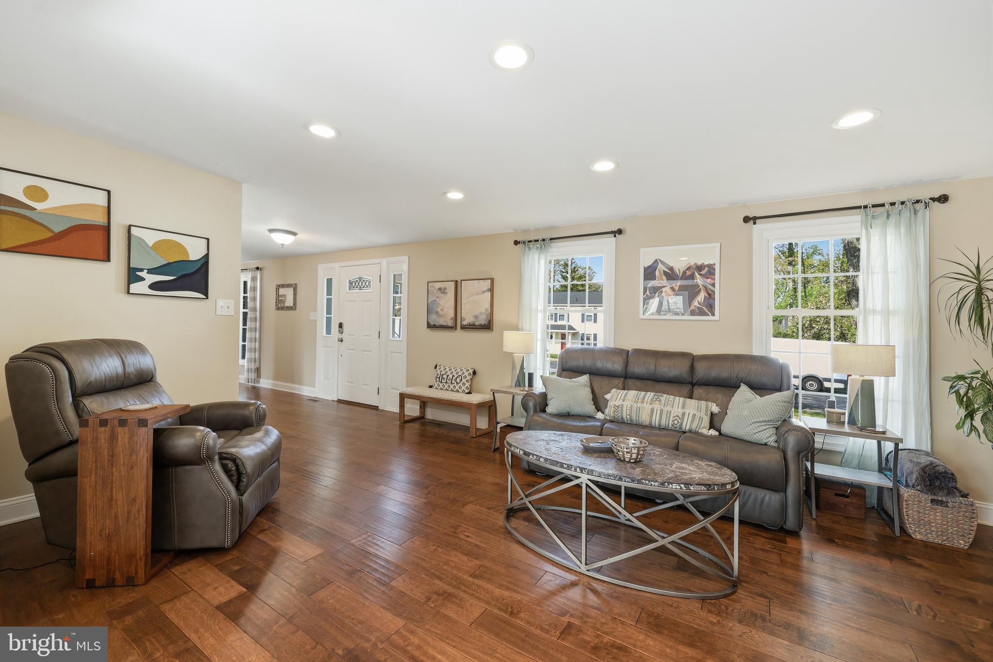 SHANNON STATION - Residential