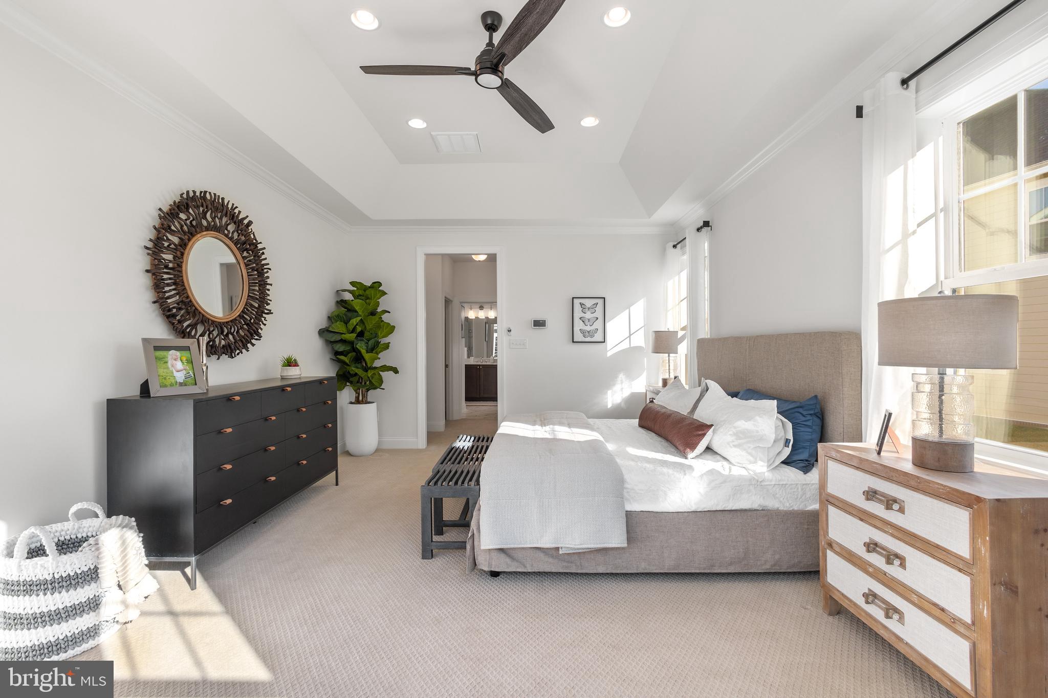 LIGHTSHIP COVE - Residential