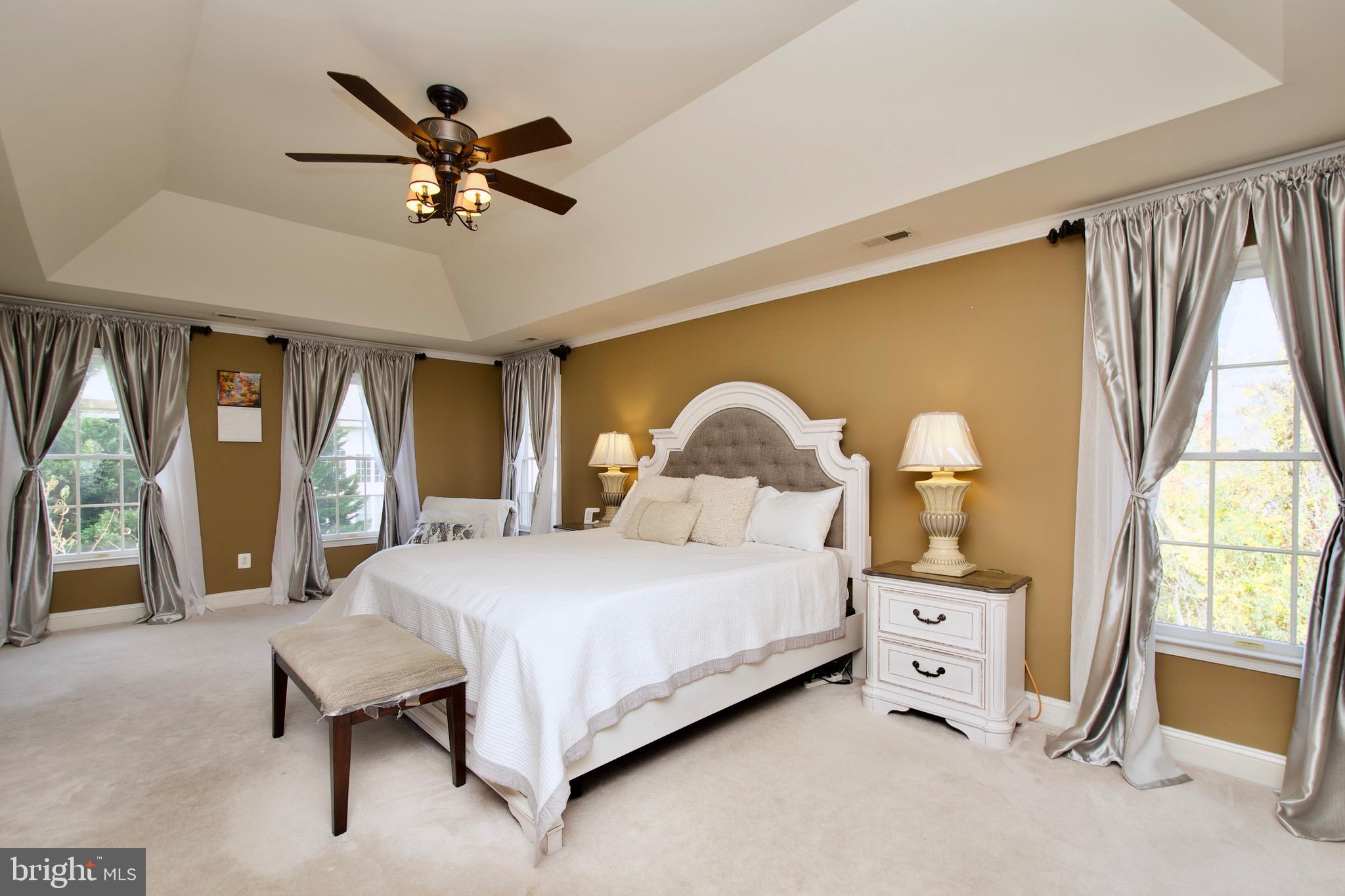 HUNTER MILL ESTATES - Residential