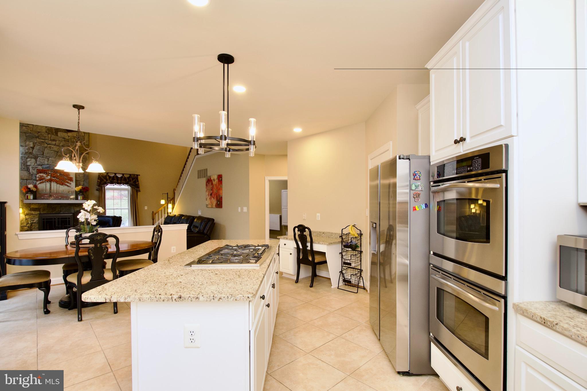 HUNTER MILL ESTATES - Residential