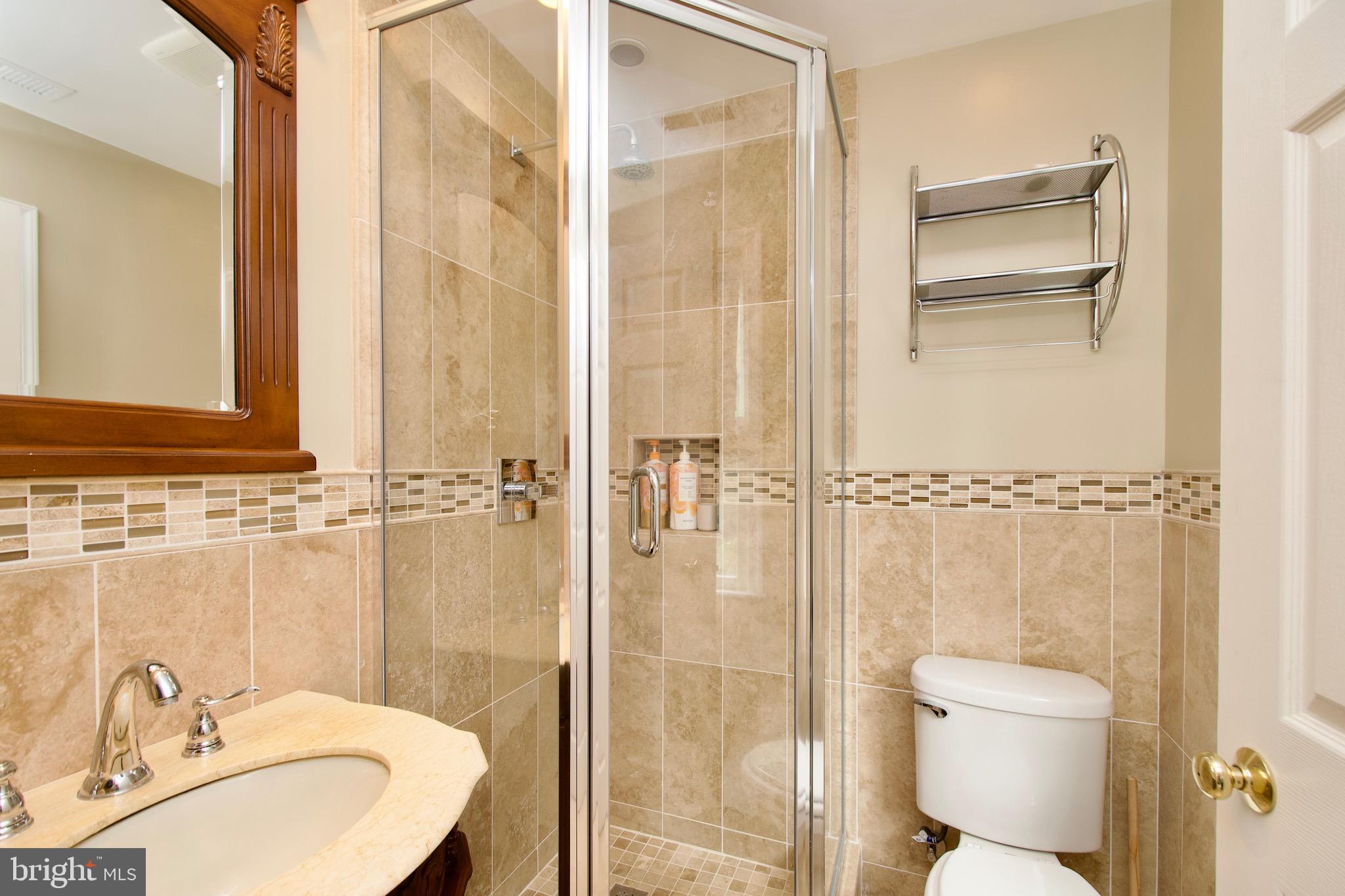 HUNTER MILL ESTATES - Residential