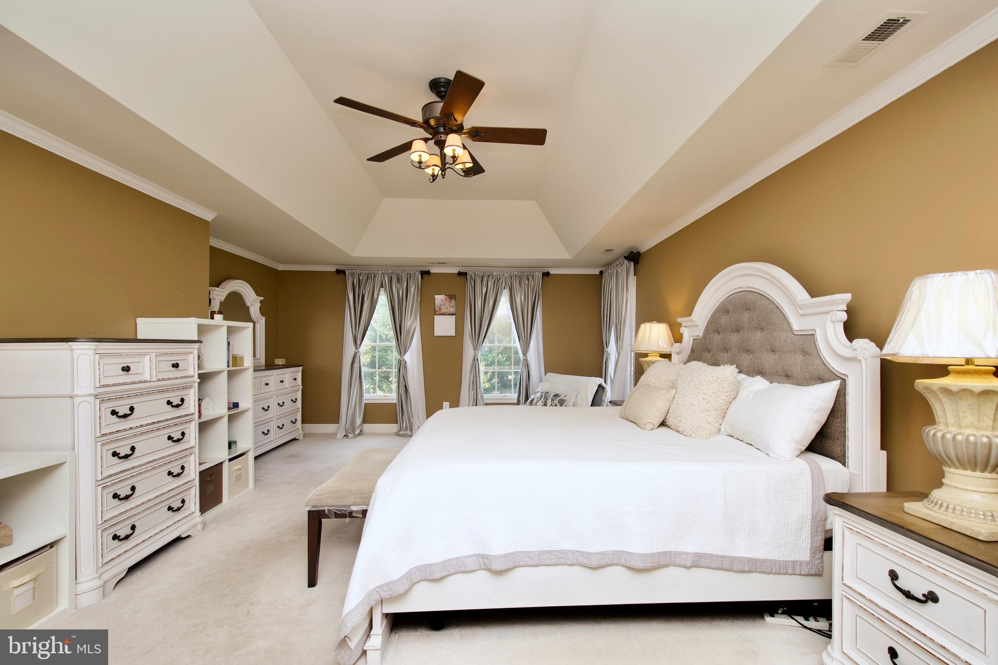 HUNTER MILL ESTATES - Residential