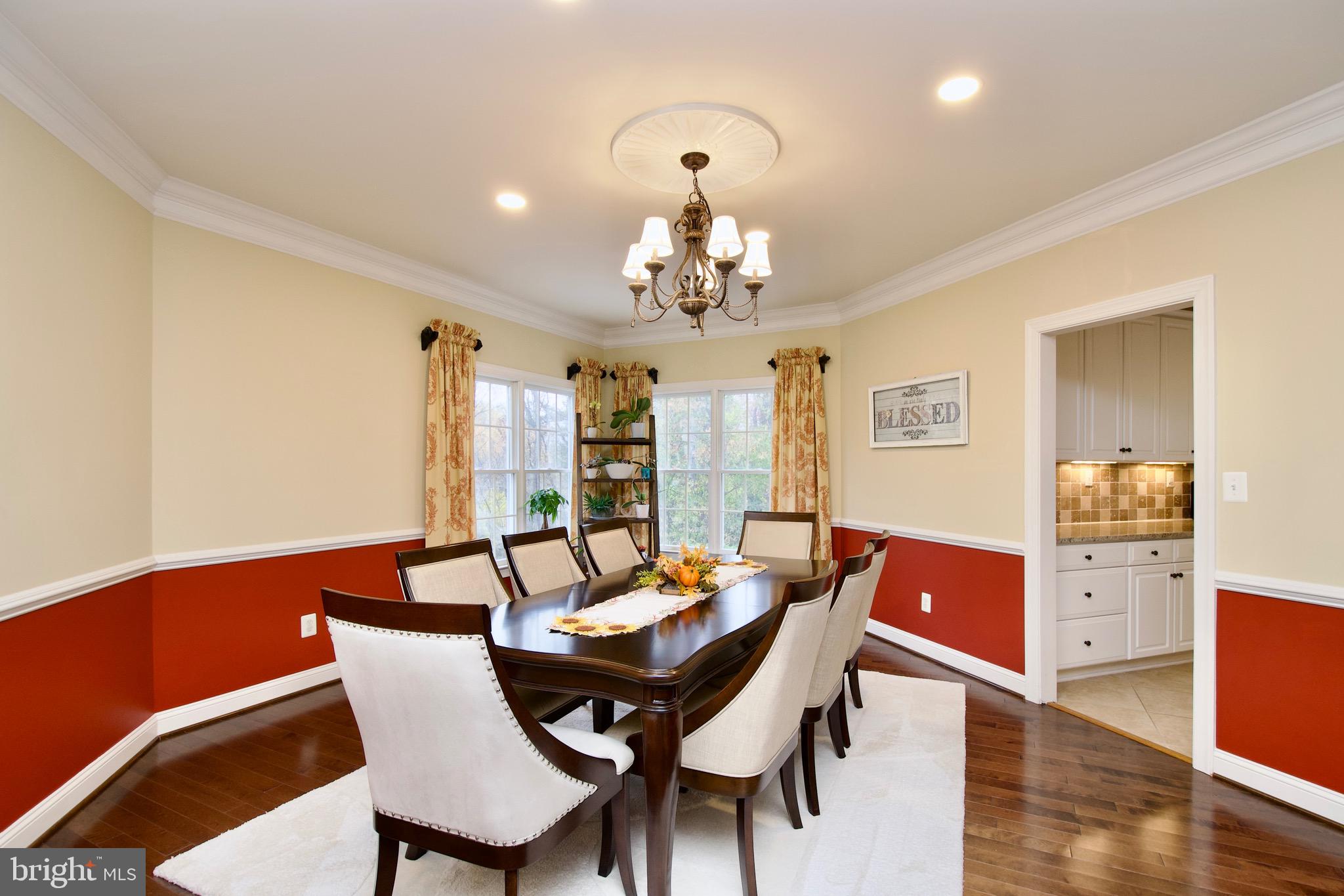 HUNTER MILL ESTATES - Residential