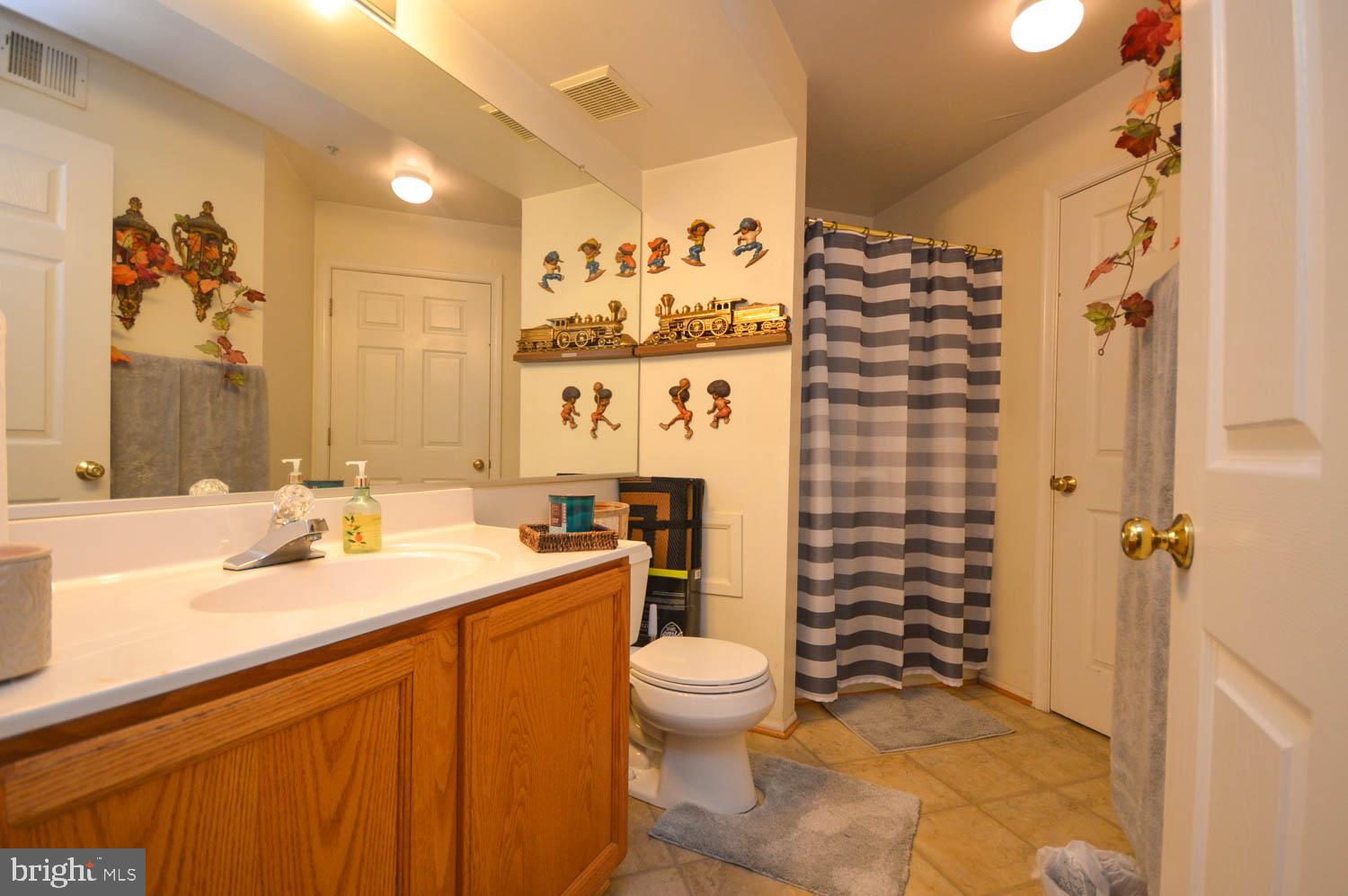 NORMANDY PLACE CONDO-PHA - Residential Lease