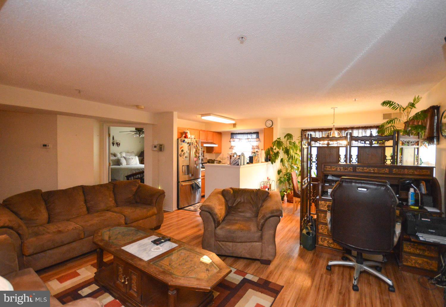 NORMANDY PLACE CONDO-PHA - Residential Lease