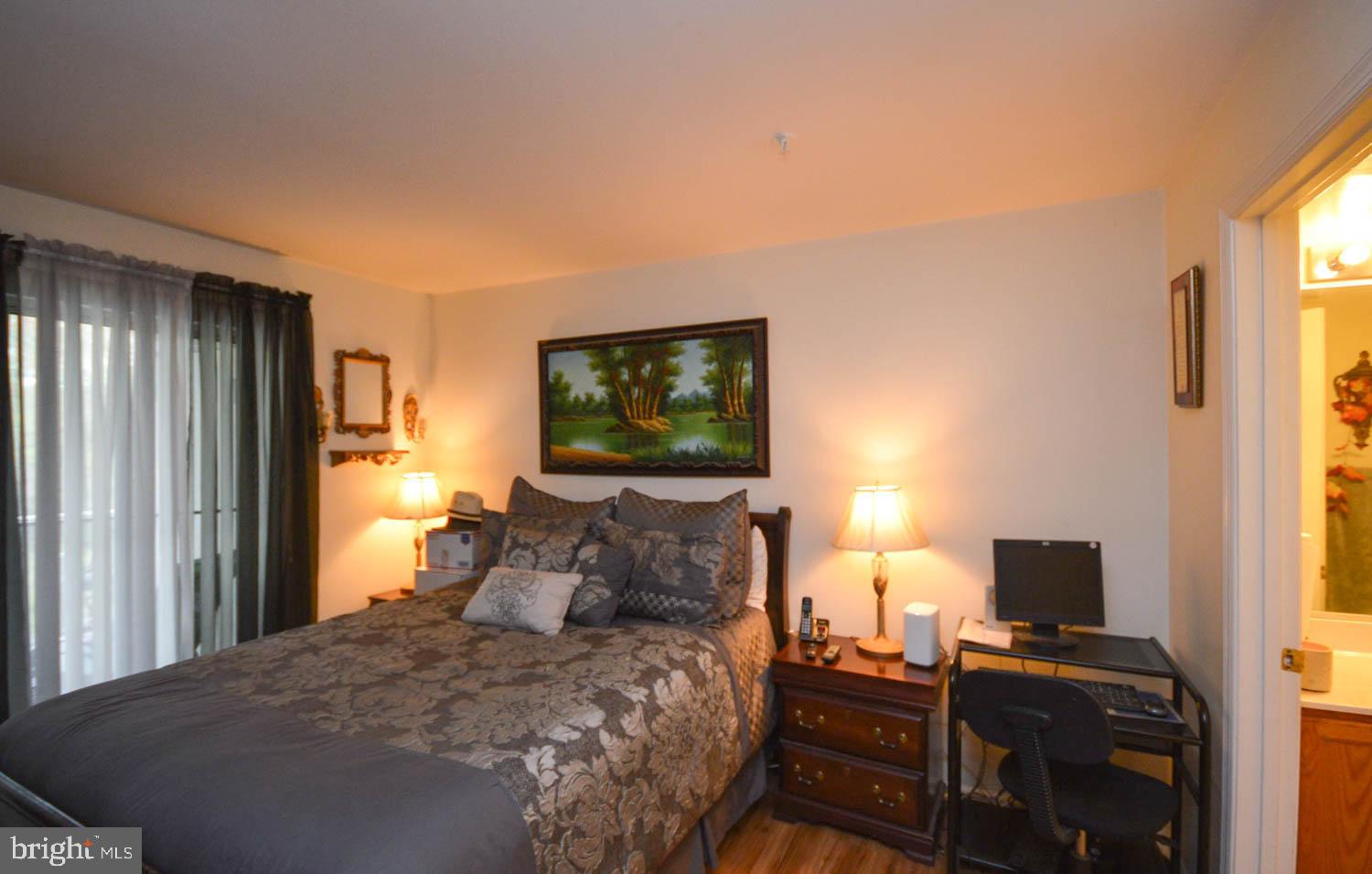 NORMANDY PLACE CONDO-PHA - Residential Lease