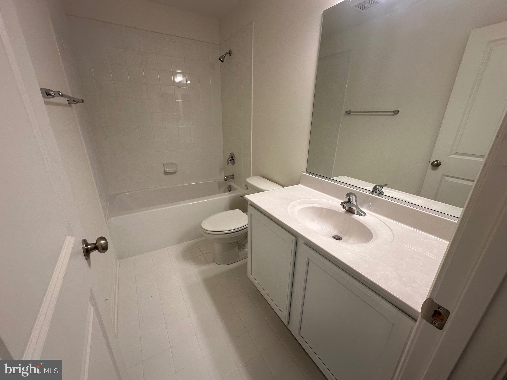 LEXINGTON ESTATES - Residential