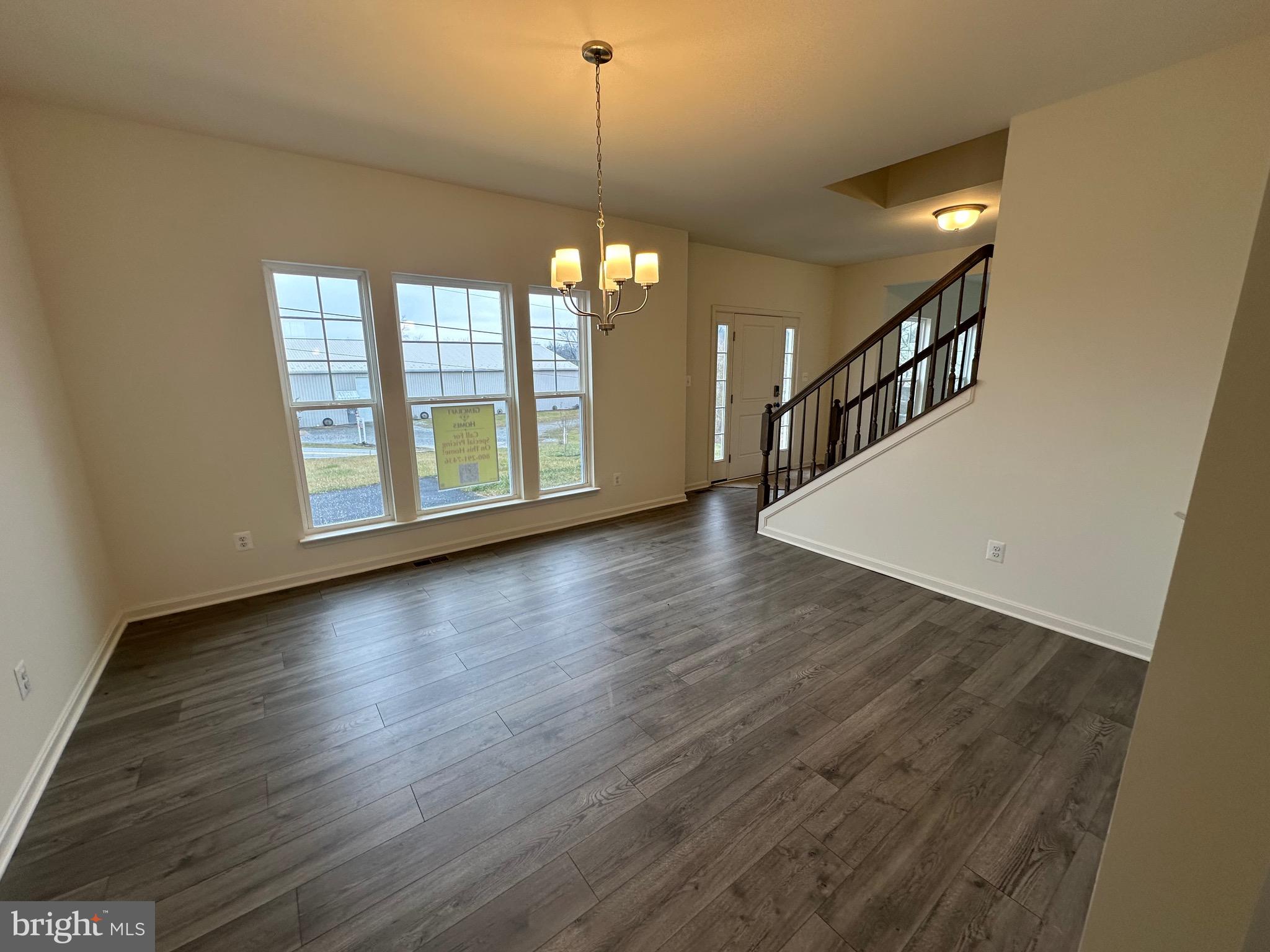 LEXINGTON ESTATES - Residential