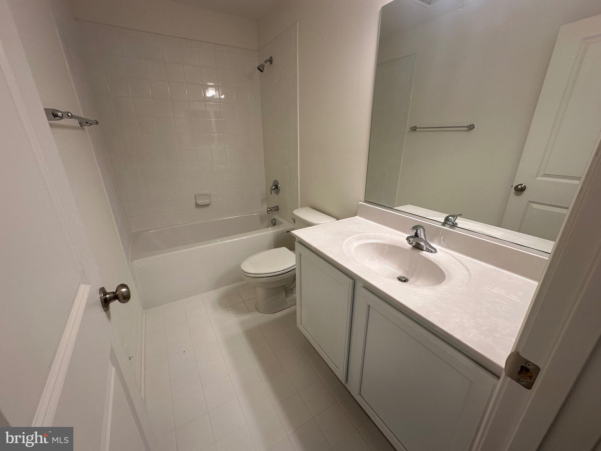 LEXINGTON ESTATES - Residential