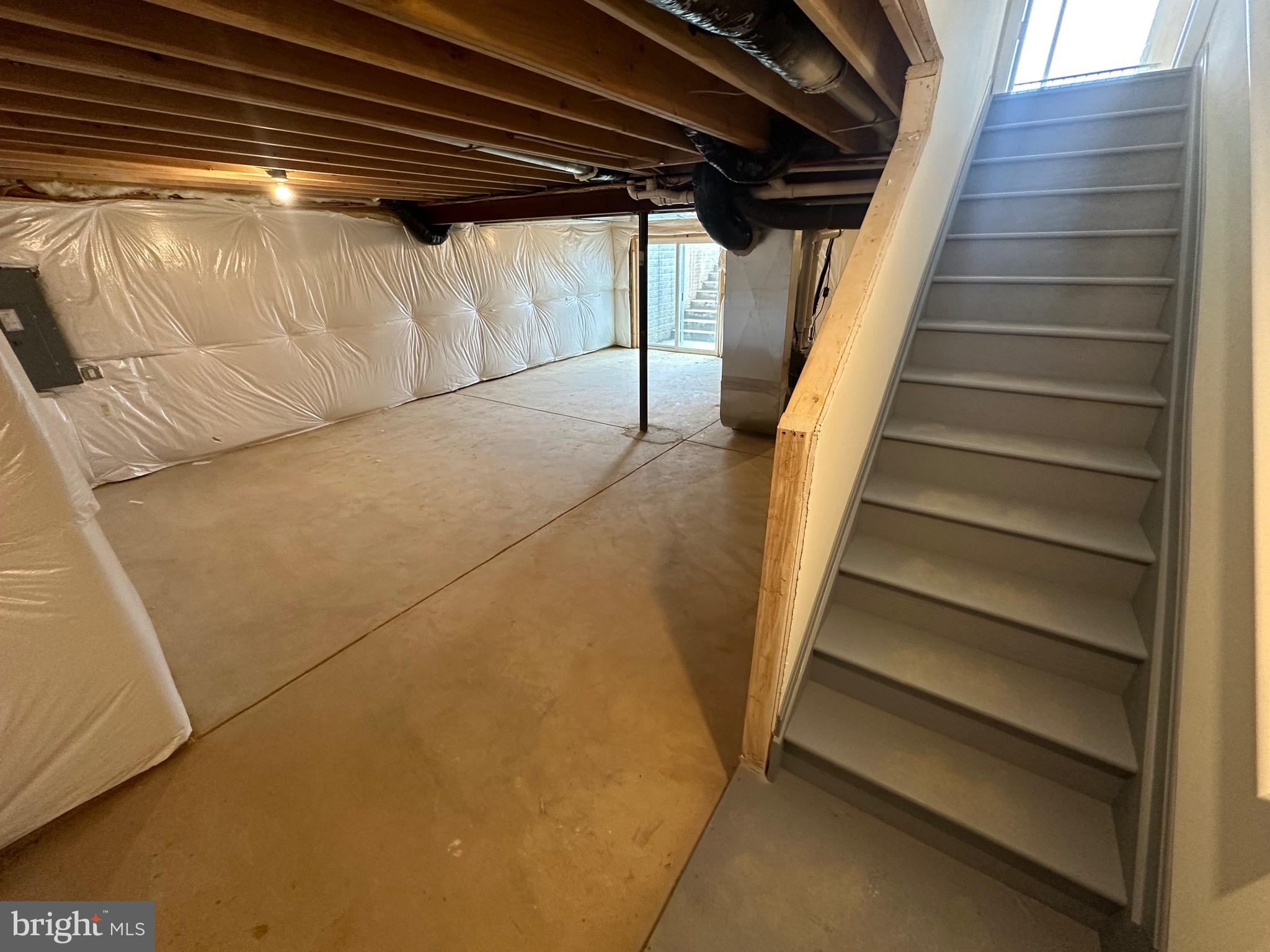 LEXINGTON ESTATES - Residential