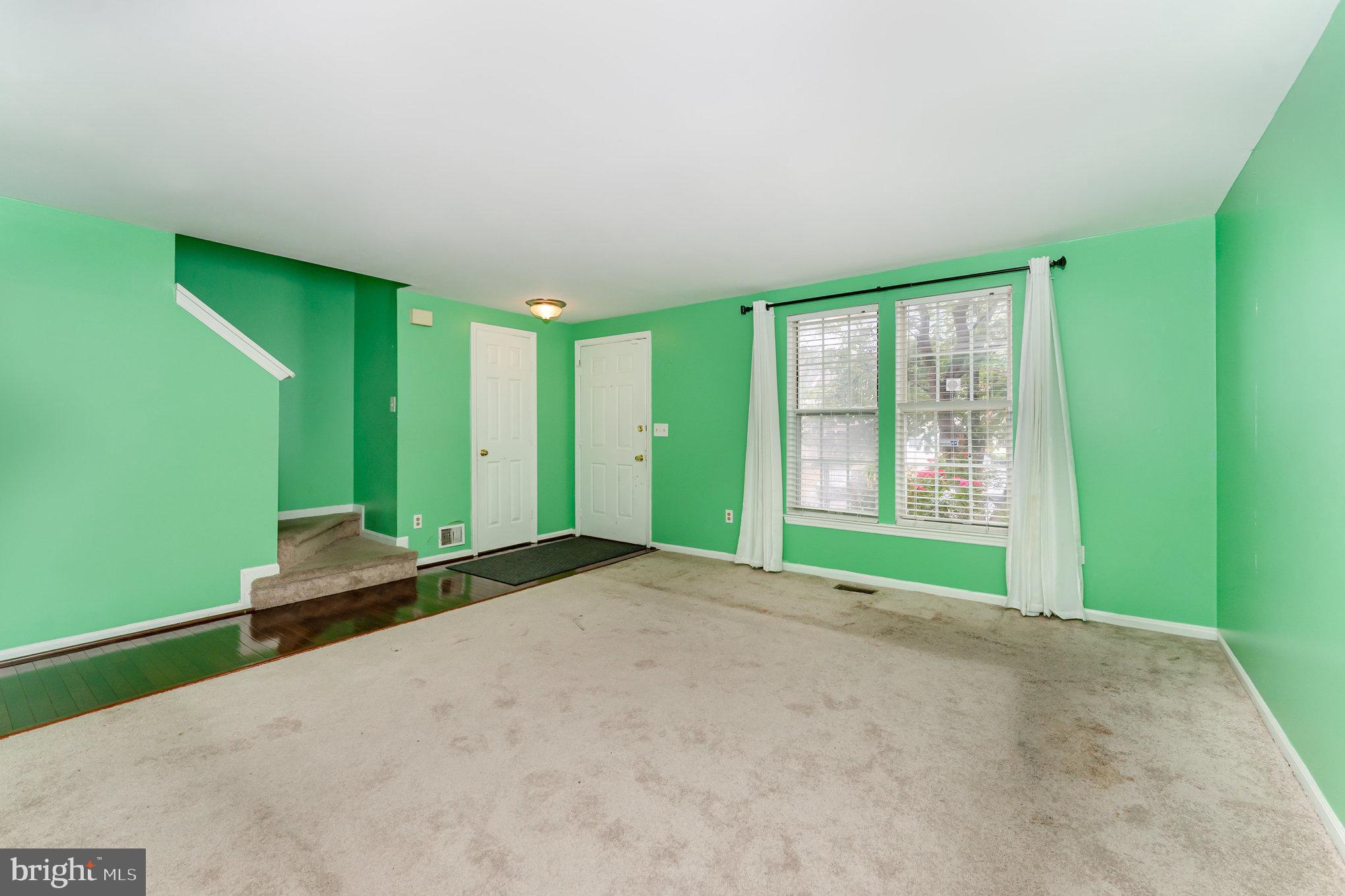 16984 MONMOUTH COURT