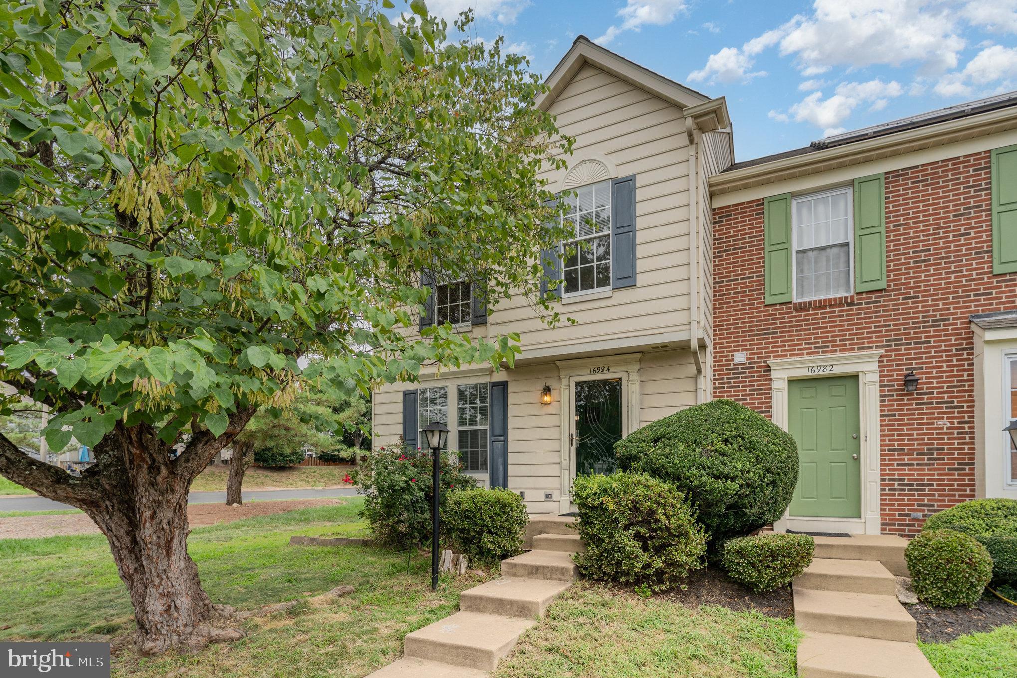 16984 MONMOUTH COURT