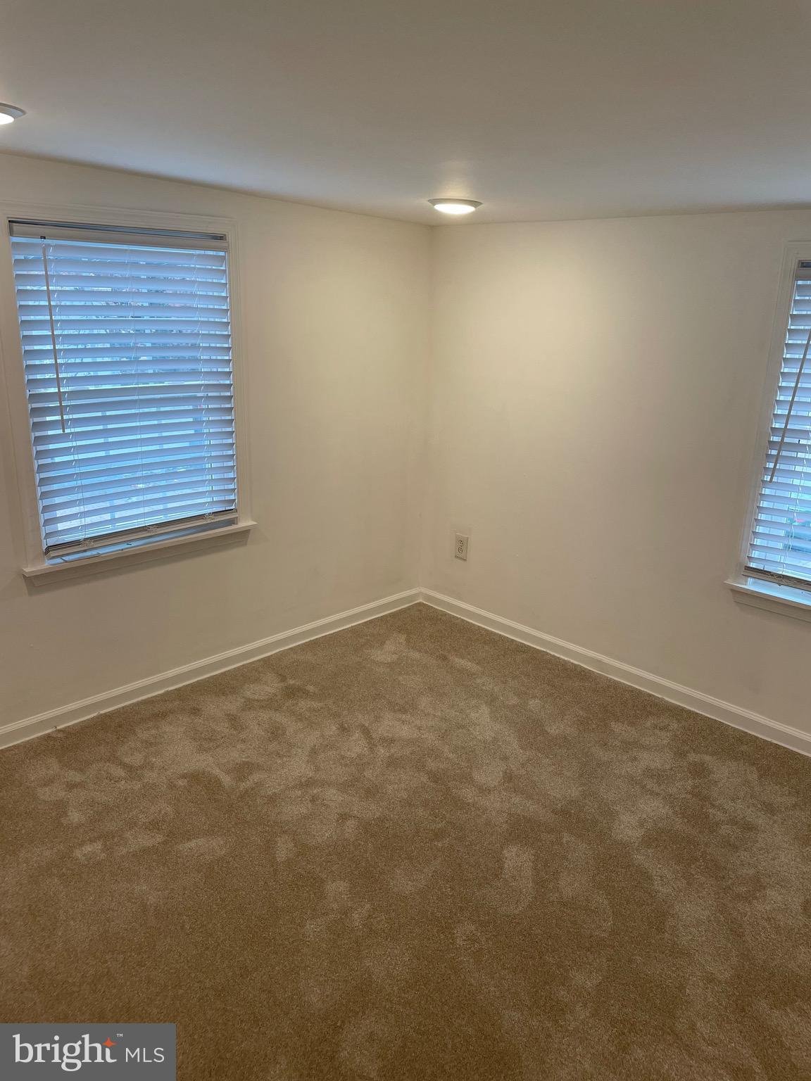 CARROLL PARK - Residential Income