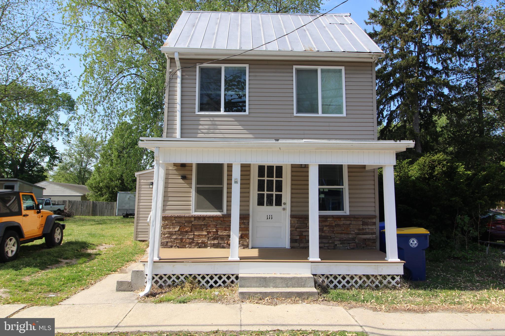 FREDERICA - Residential Lease