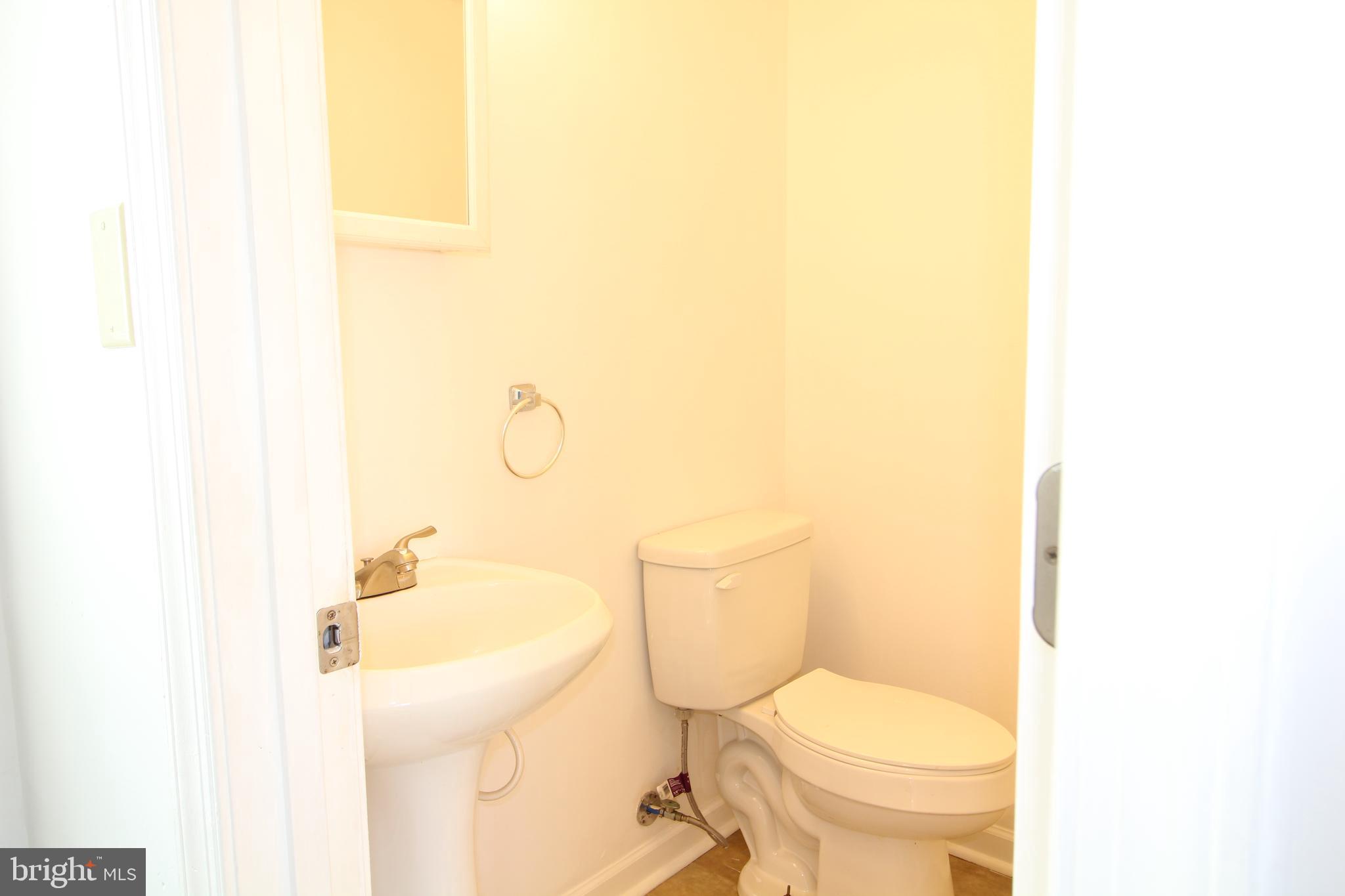 FREDERICA - Residential Lease