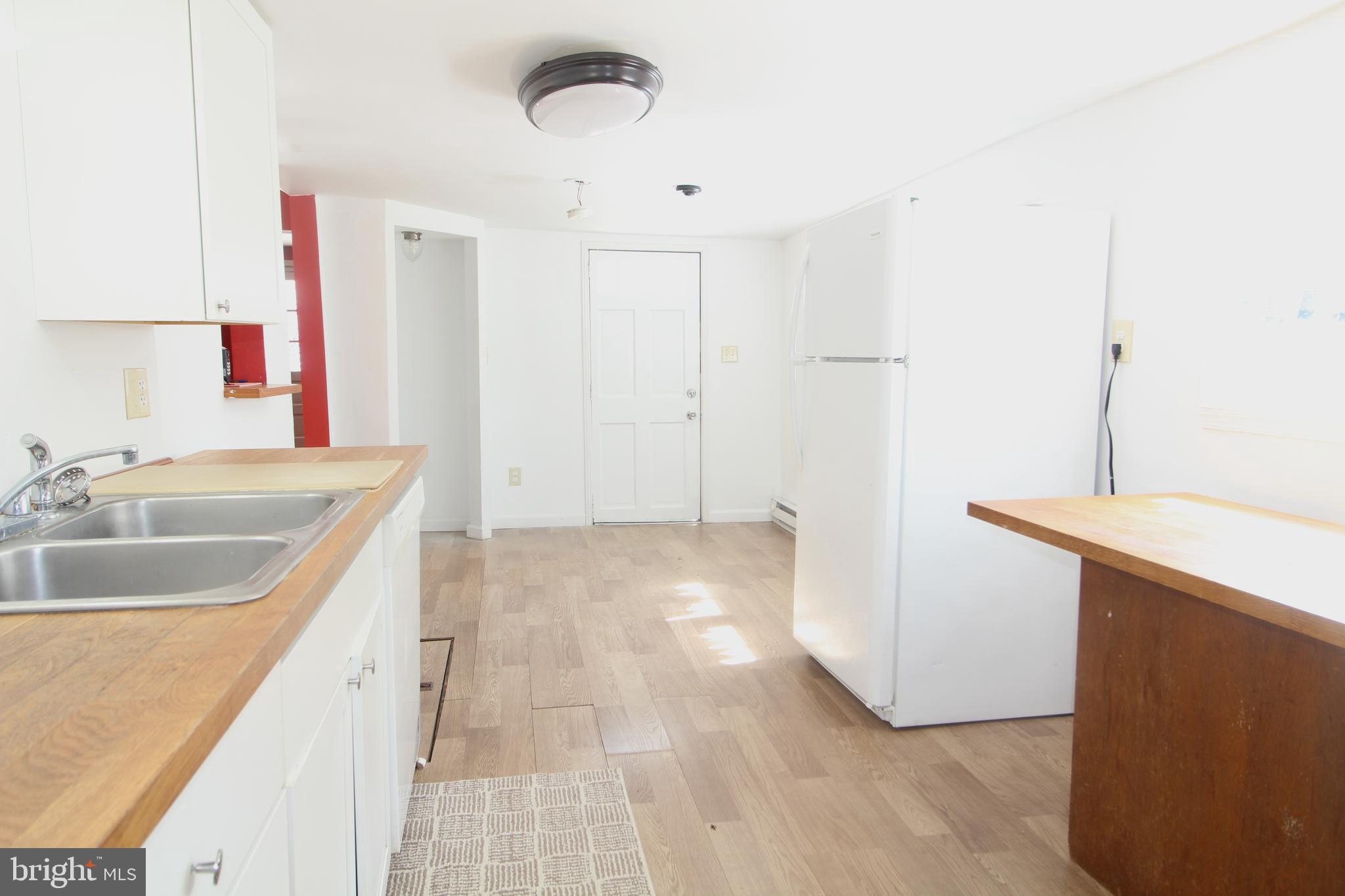 FREDERICA - Residential Lease