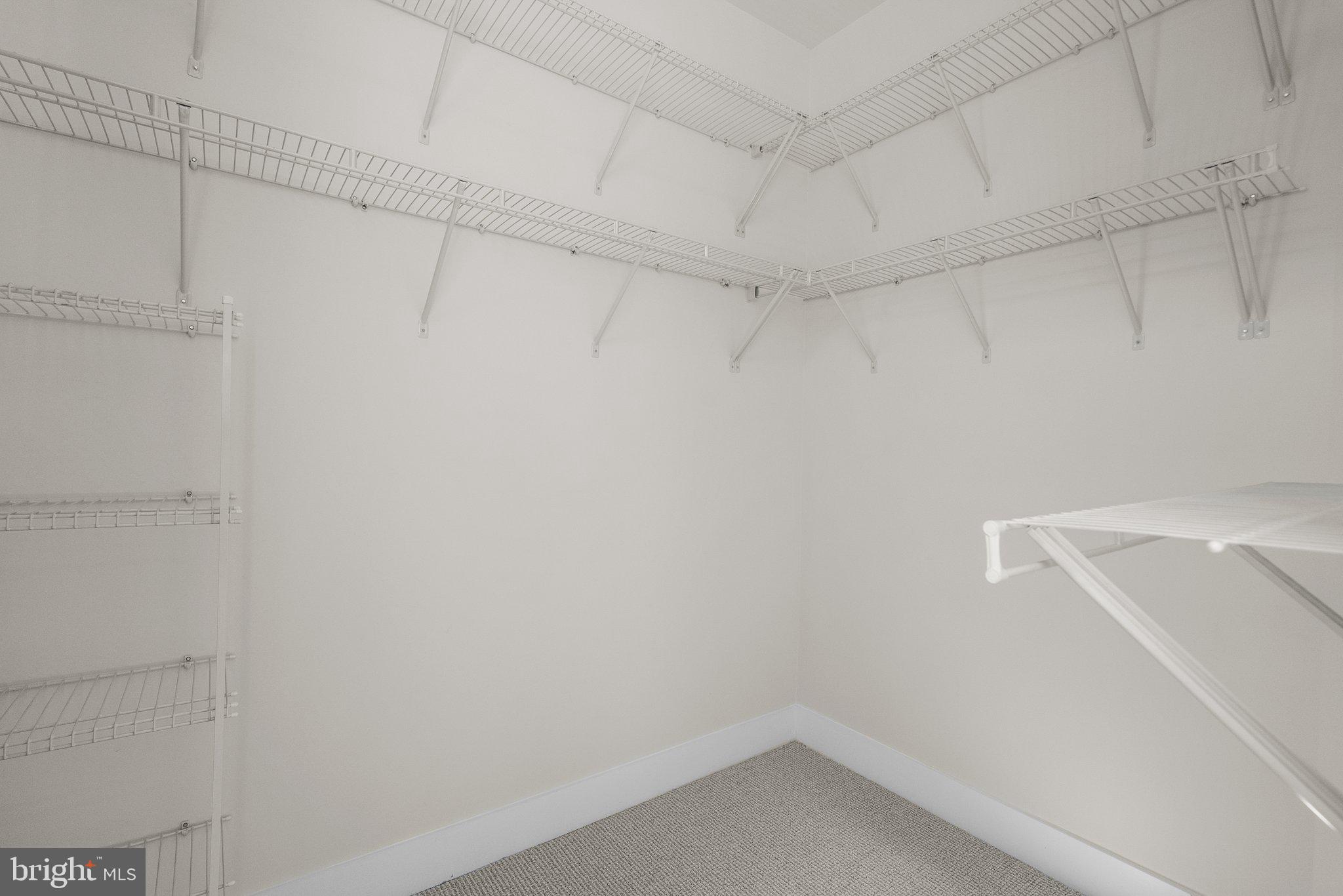 KING FARM IRVINGTON - Residential