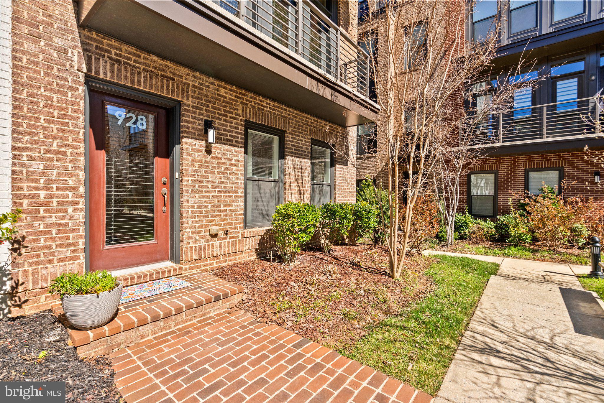 KING FARM IRVINGTON - Residential