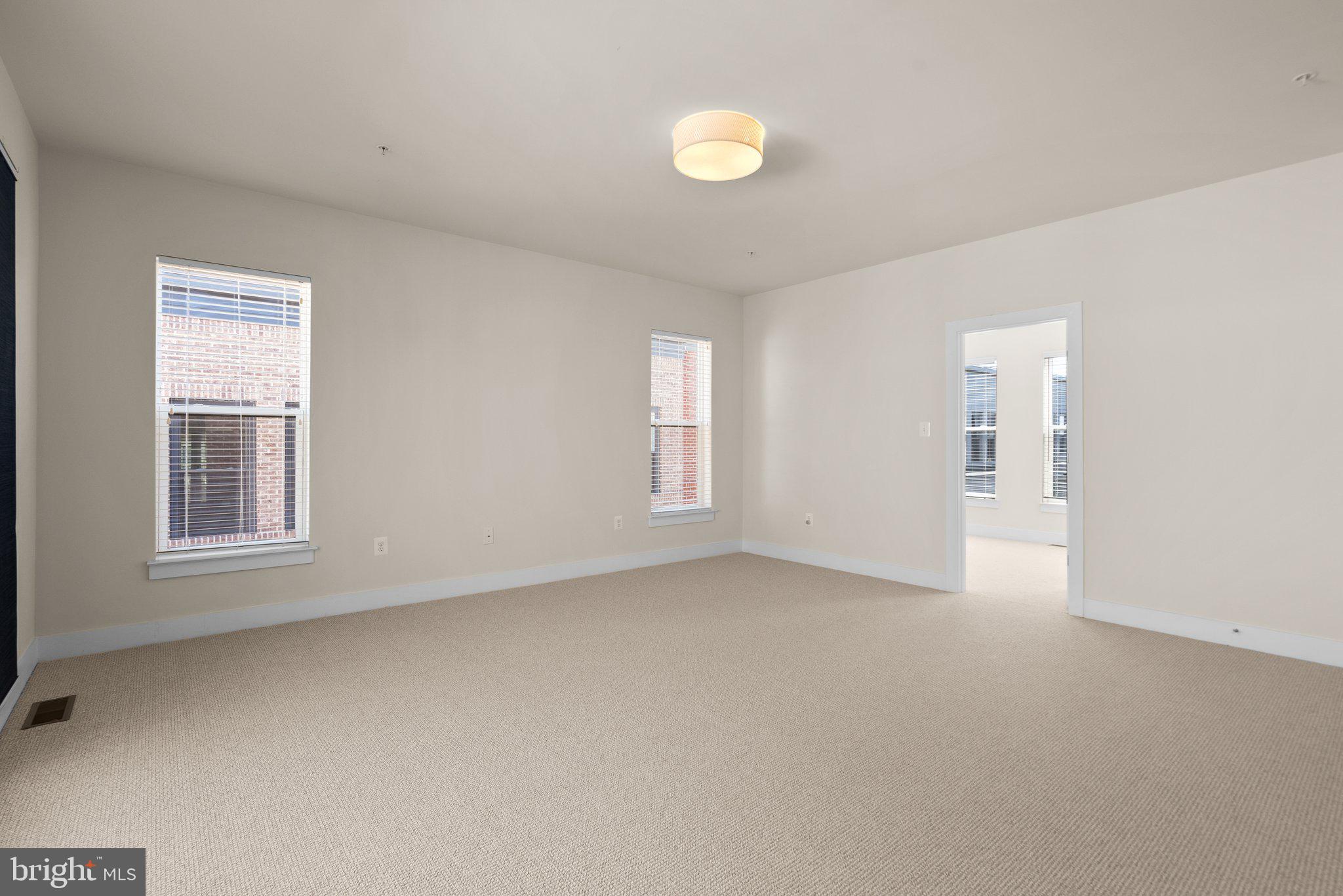 KING FARM IRVINGTON - Residential