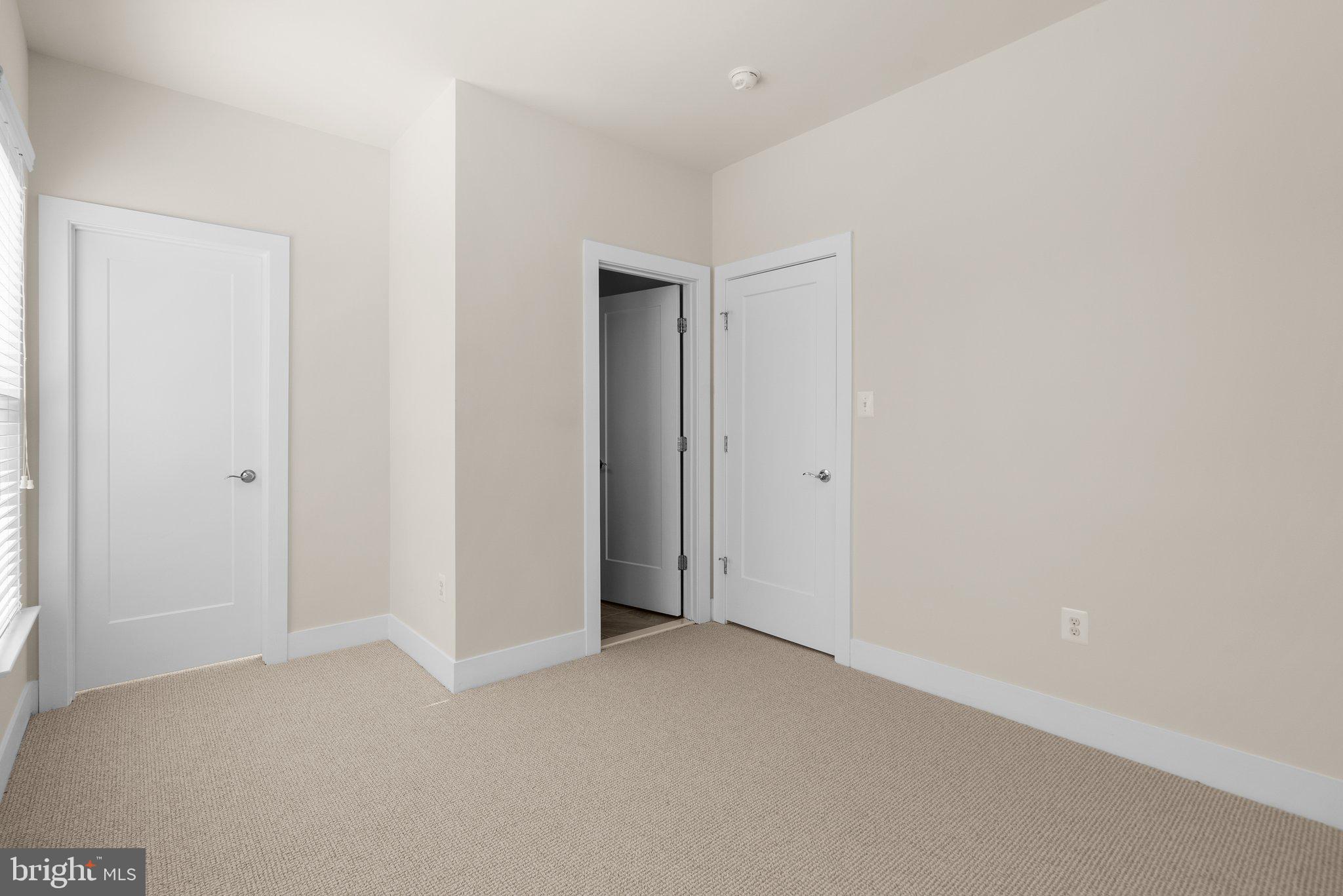 KING FARM IRVINGTON - Residential