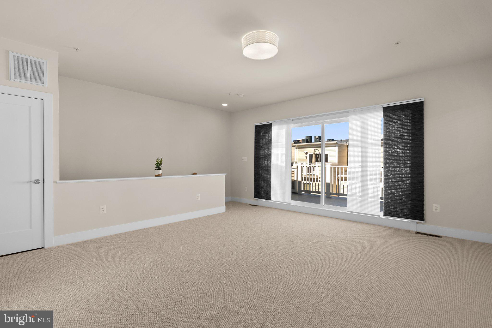 KING FARM IRVINGTON - Residential