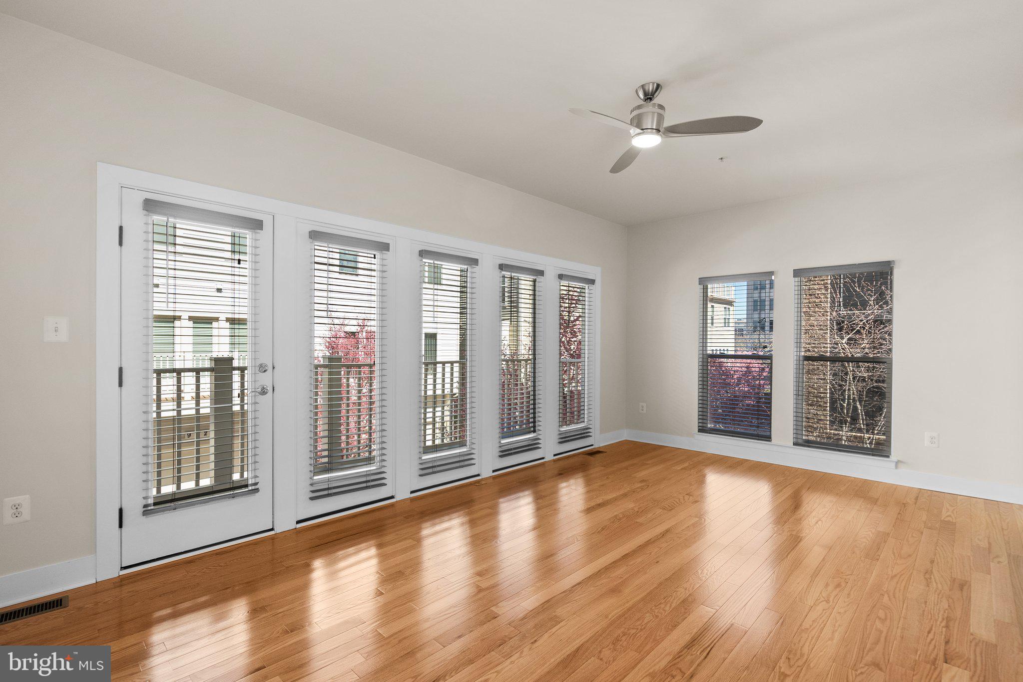 KING FARM IRVINGTON - Residential