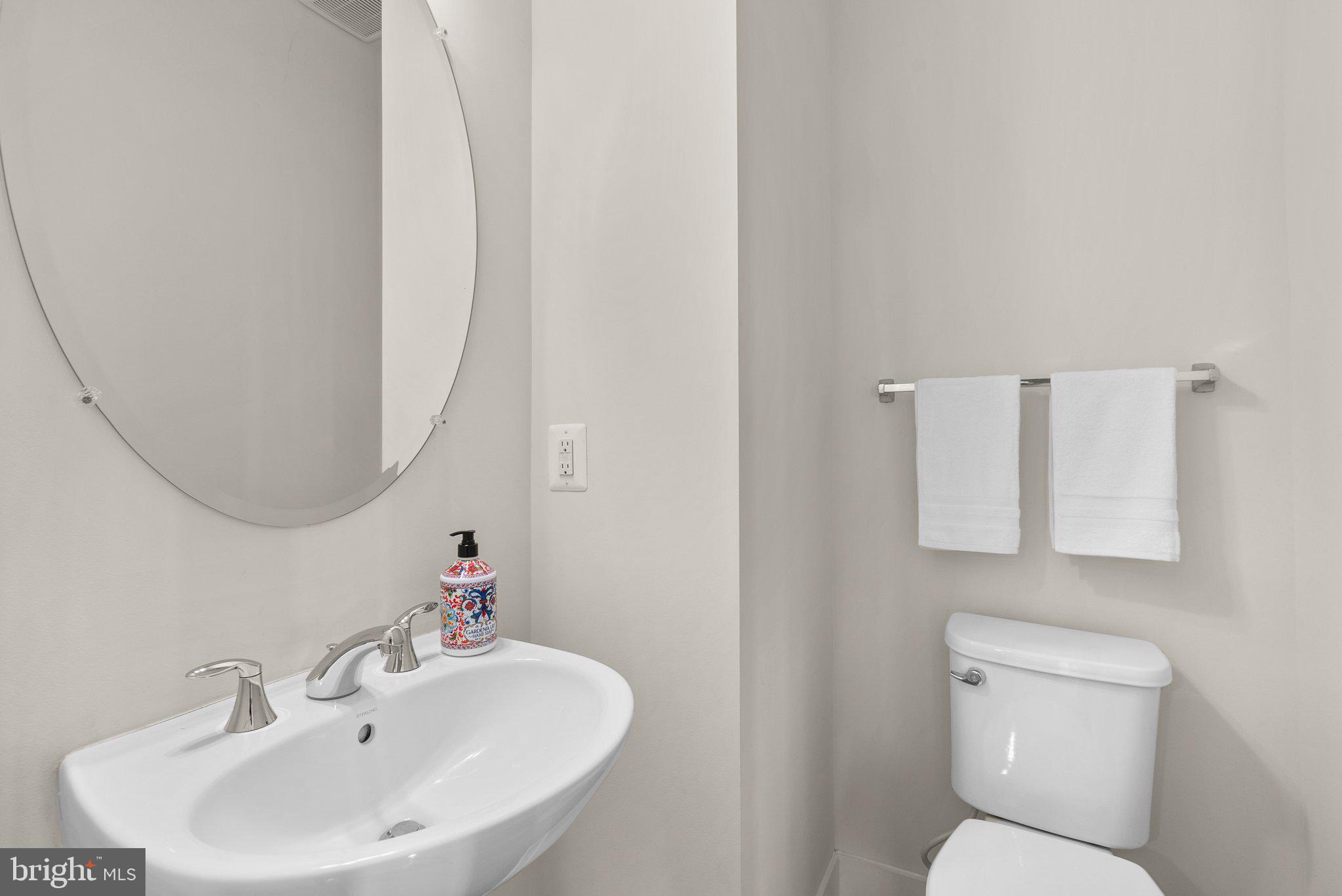 KING FARM IRVINGTON - Residential