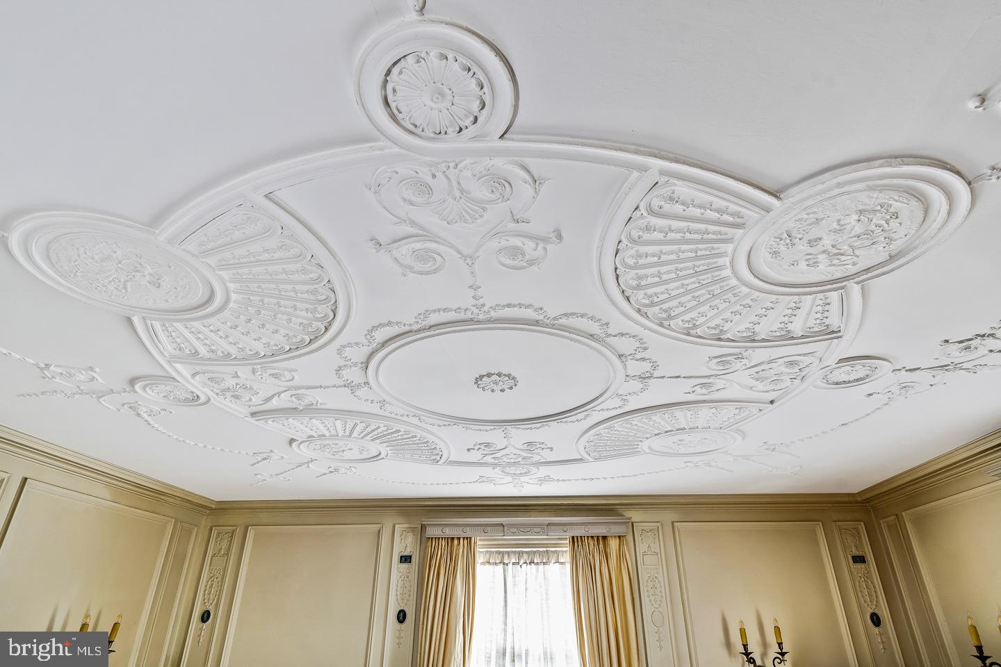 SPRUCE HILL - Residential
