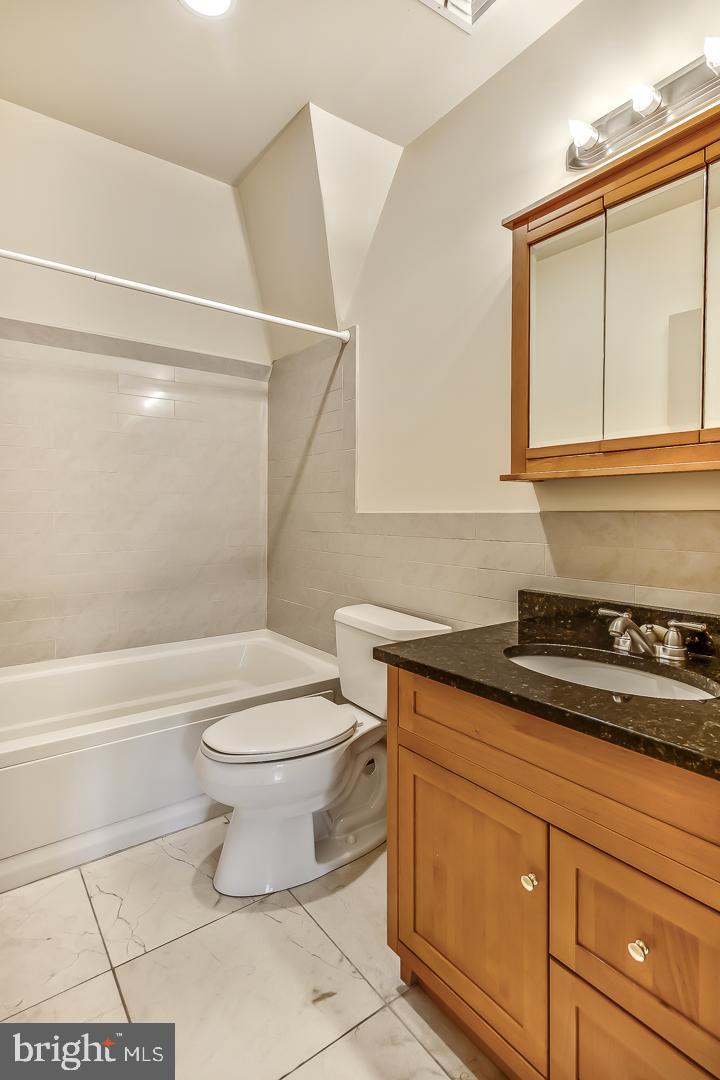 SPRUCE HILL - Residential